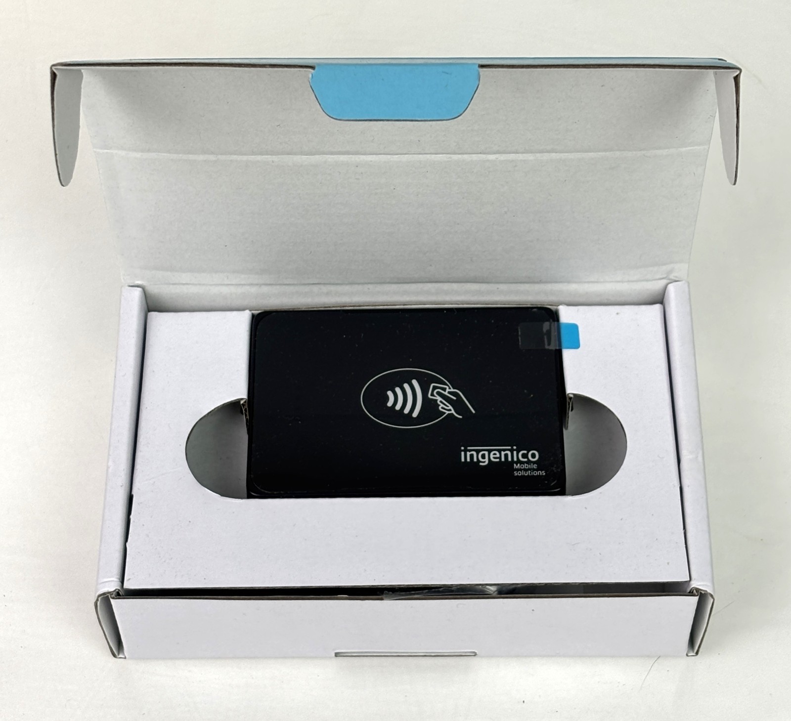 NEW Ingenico Moby 5500 Credit Card Reader Mobile POS Bluetooth P5N506-100012D