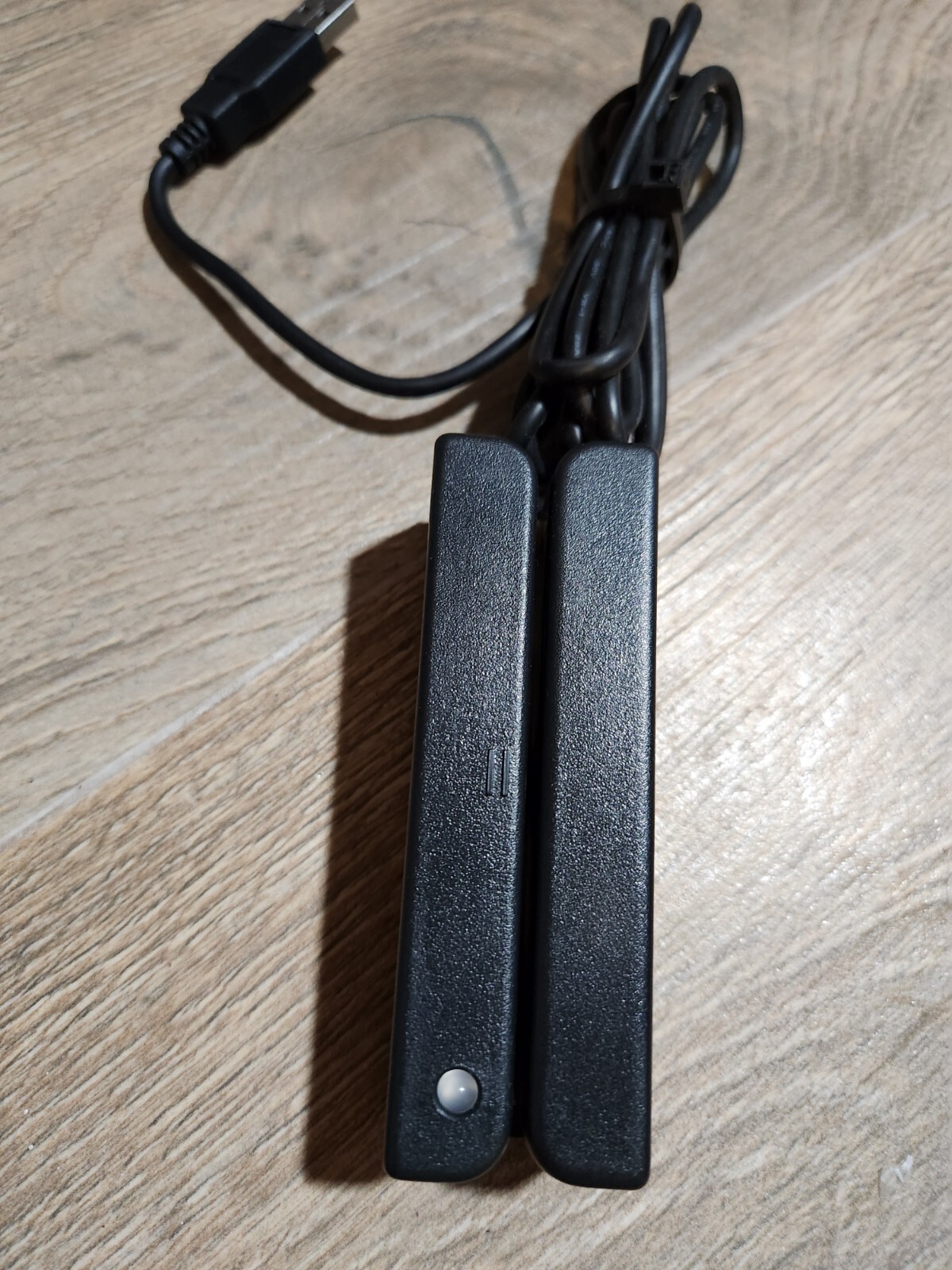 USB Credit Card Magnetic Stripe Swipe Reader Model MSR120 USED