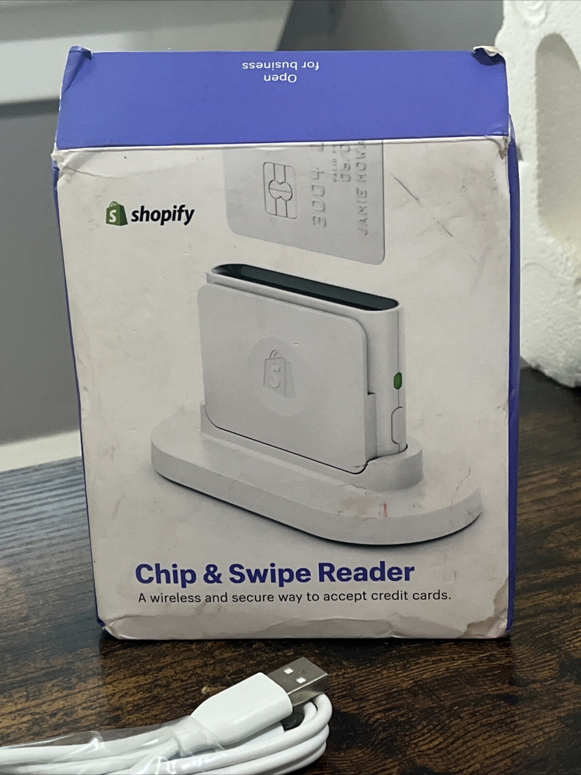Shopify Chip and Swipe Credit Card Reader White Model S1701 Excellent Condition