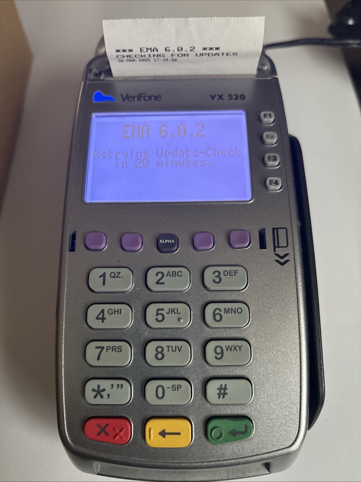VeriFone Vx520 EMV Credit Card Machine M252-753-03-NAA-3 EUC