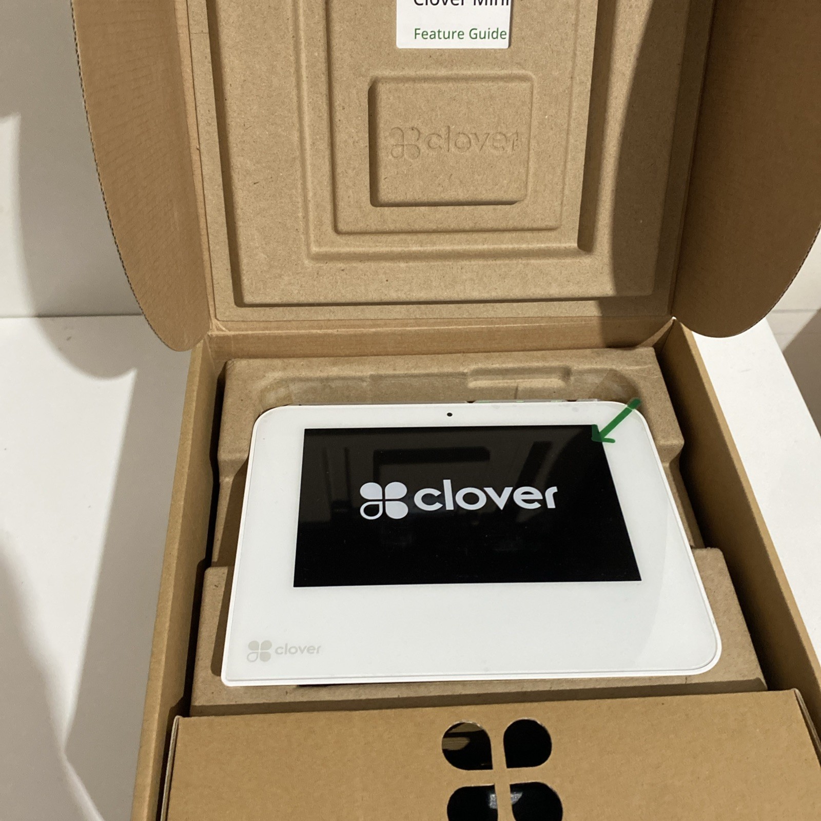 New Clover Mini Wi-Fi C300 Card Reader Point of Sale System POS