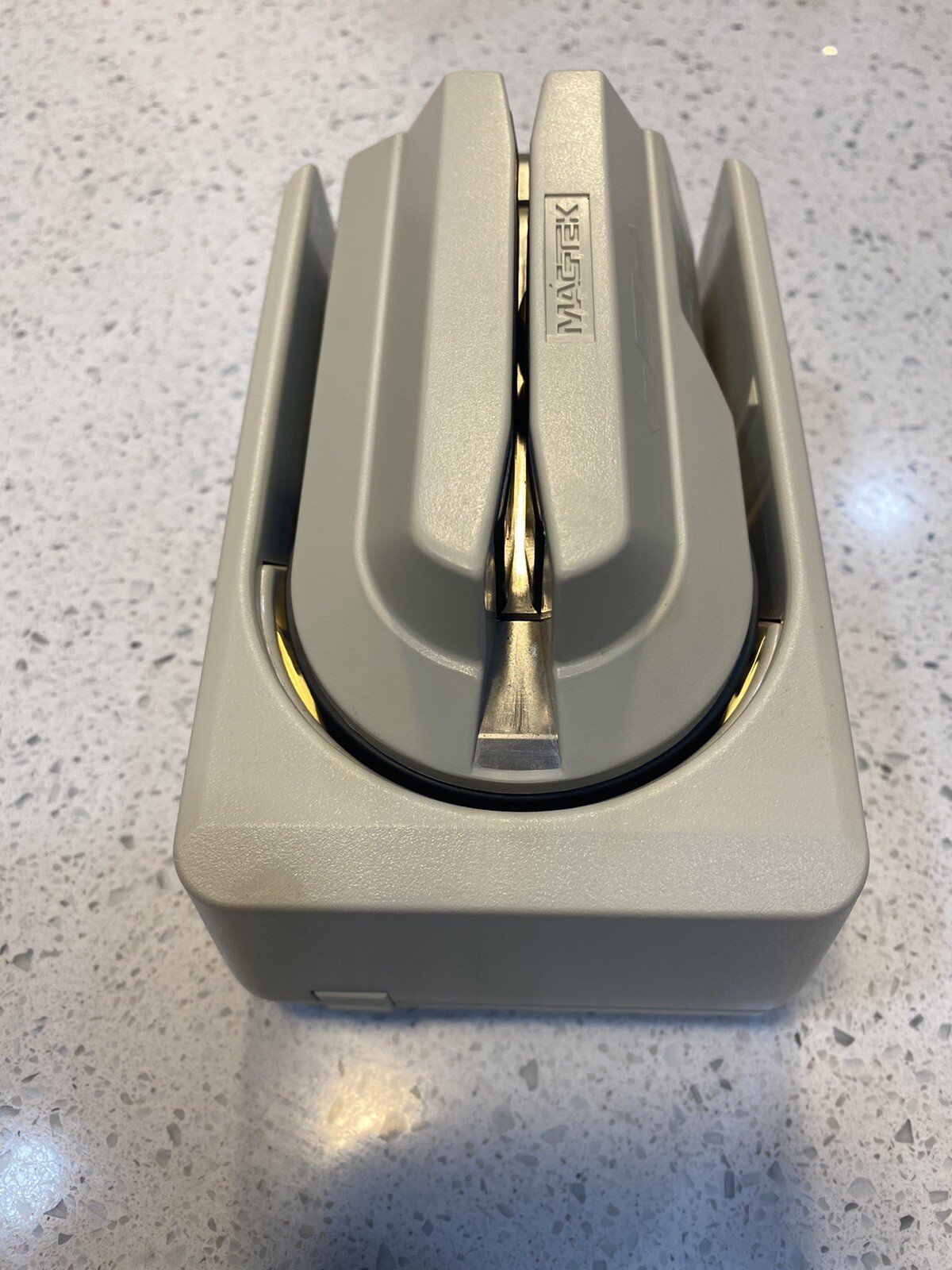 MagTek Micro Mini Wedge W/TK 1, 2, 3 MSR Pearl White PN 25530001 NCR 8770150994