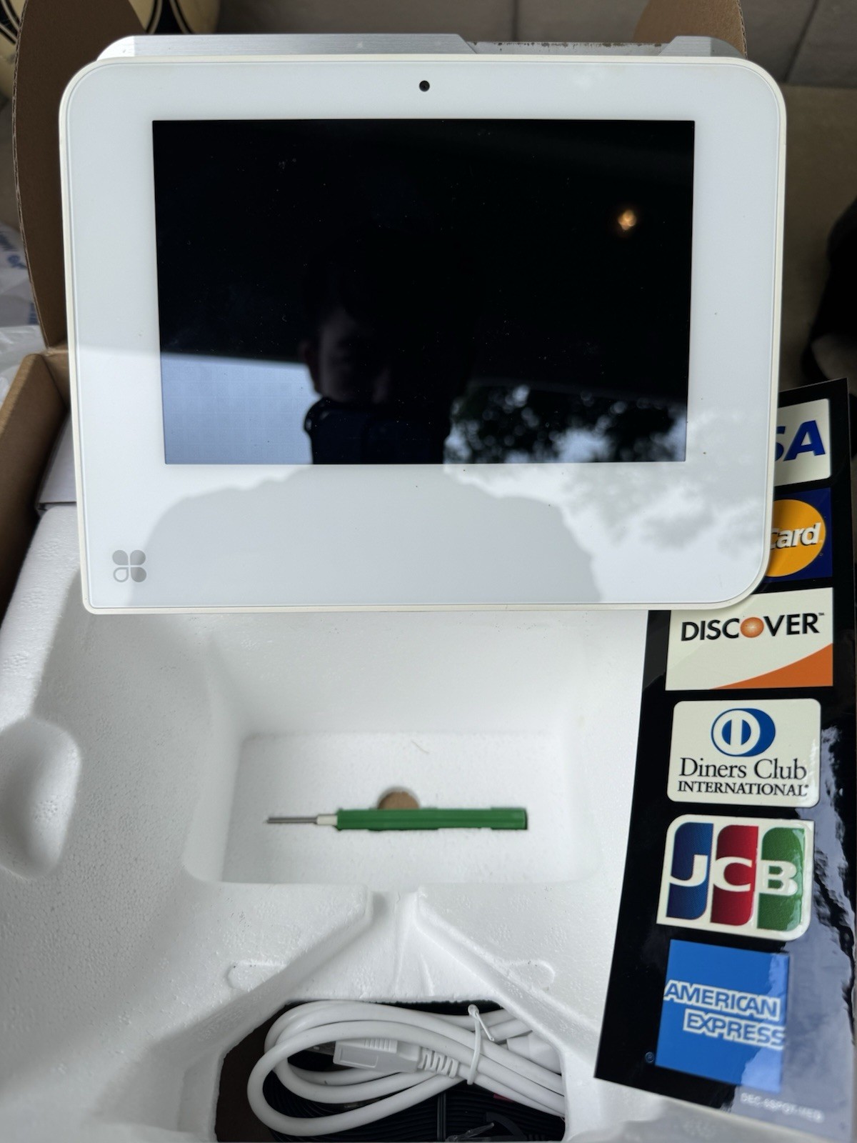 Clover Flex Handheld POS System C403 with Charging Cradle, White