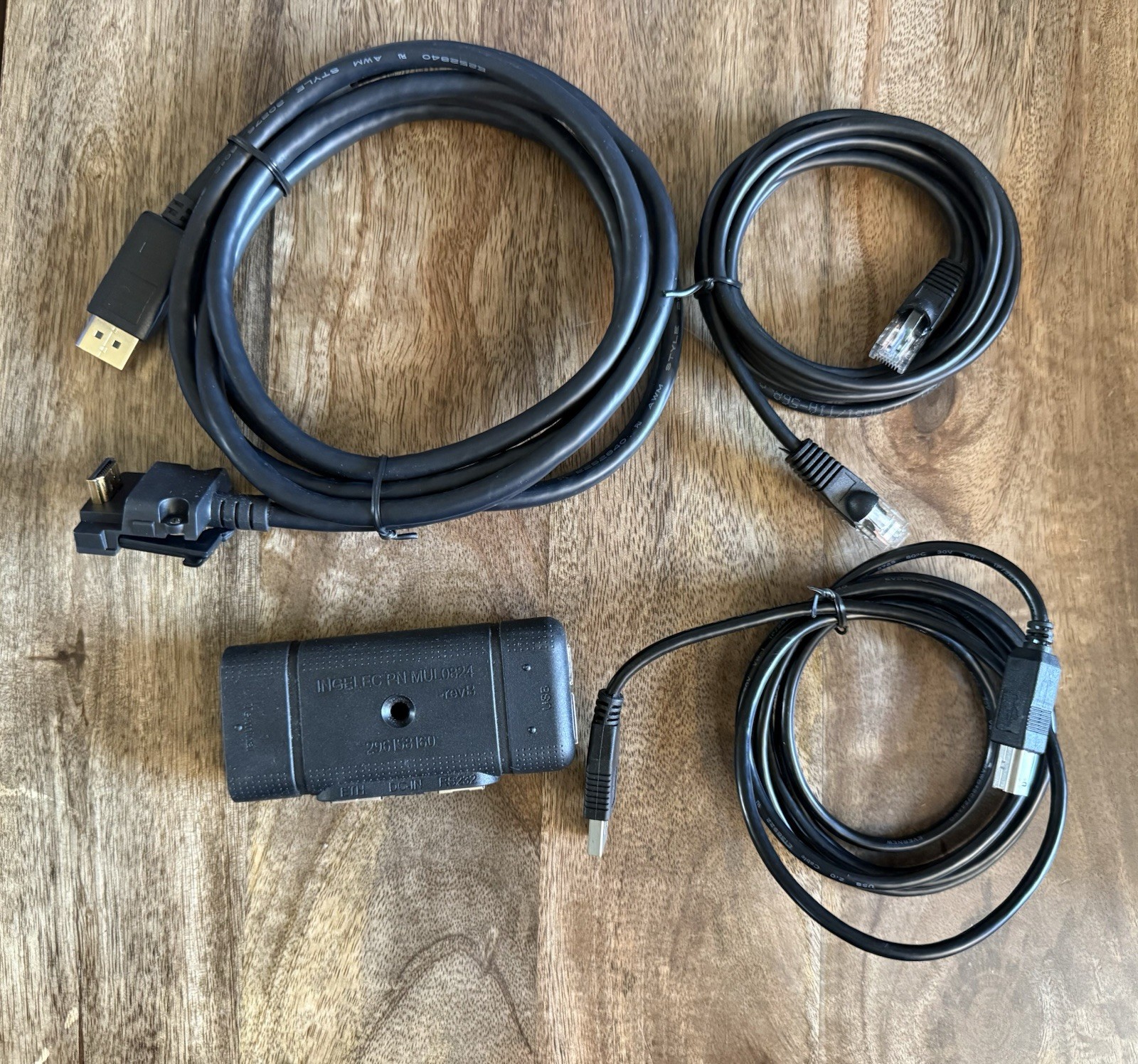 Ingenico Lane VBox Kit [interface hub, umbilical cable, power supply, USB cable]