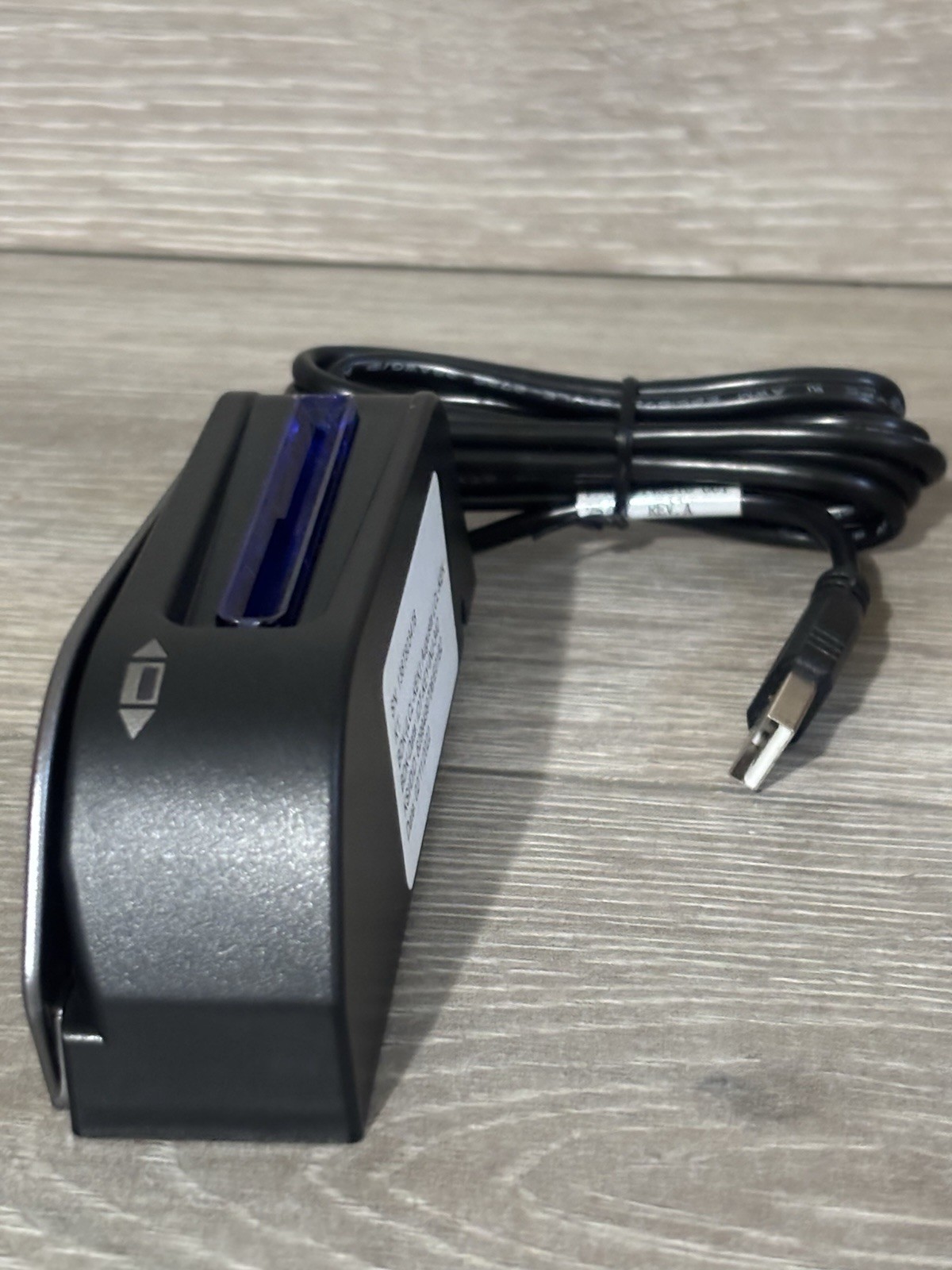 ID Tech Augusta, IDEM-251P, USB Chip and Magnetic Stripe Card Reader