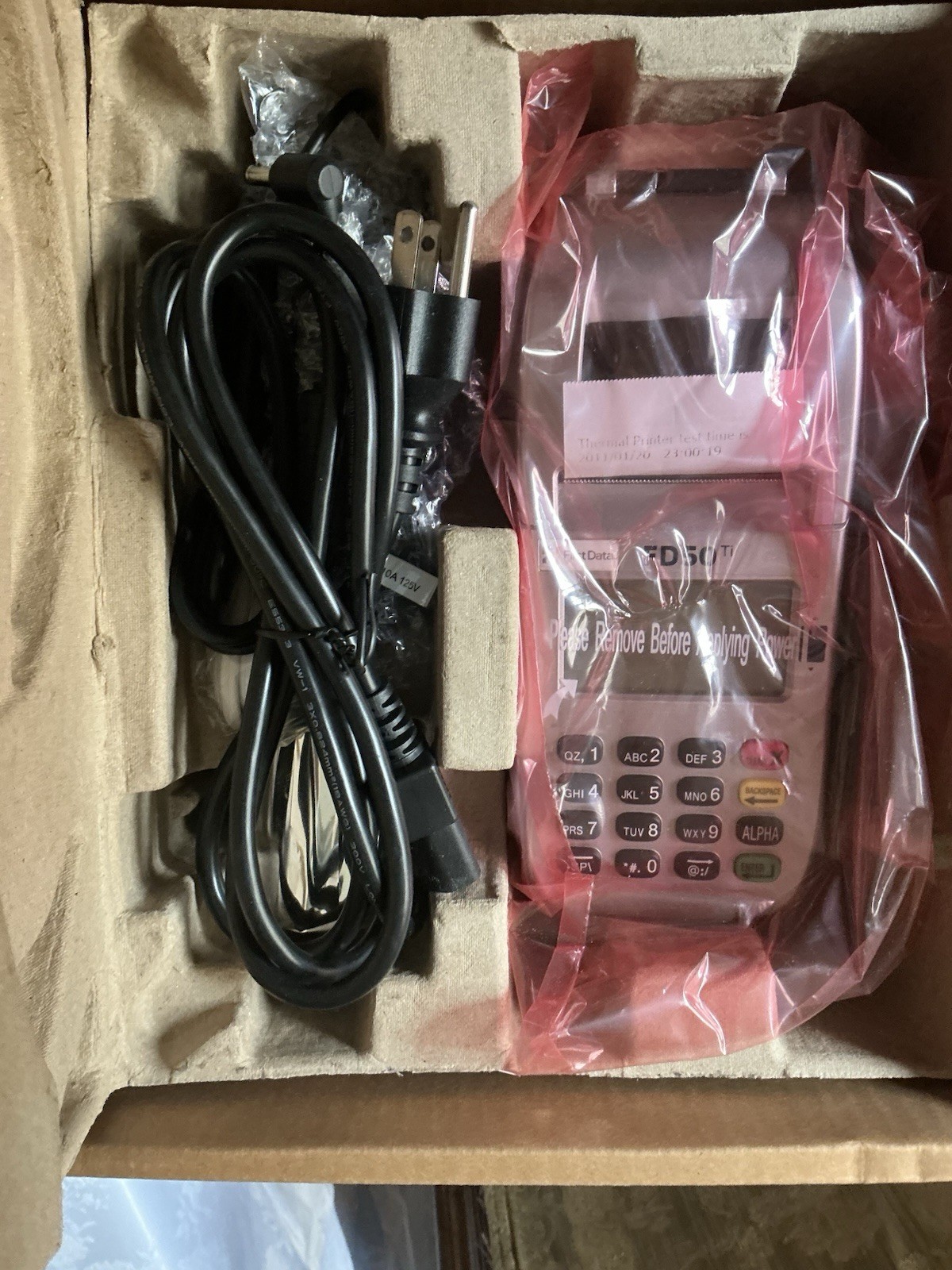 First Data FD50Ti Credit Card Terminal Receipt Printer New Old Stock Complete
