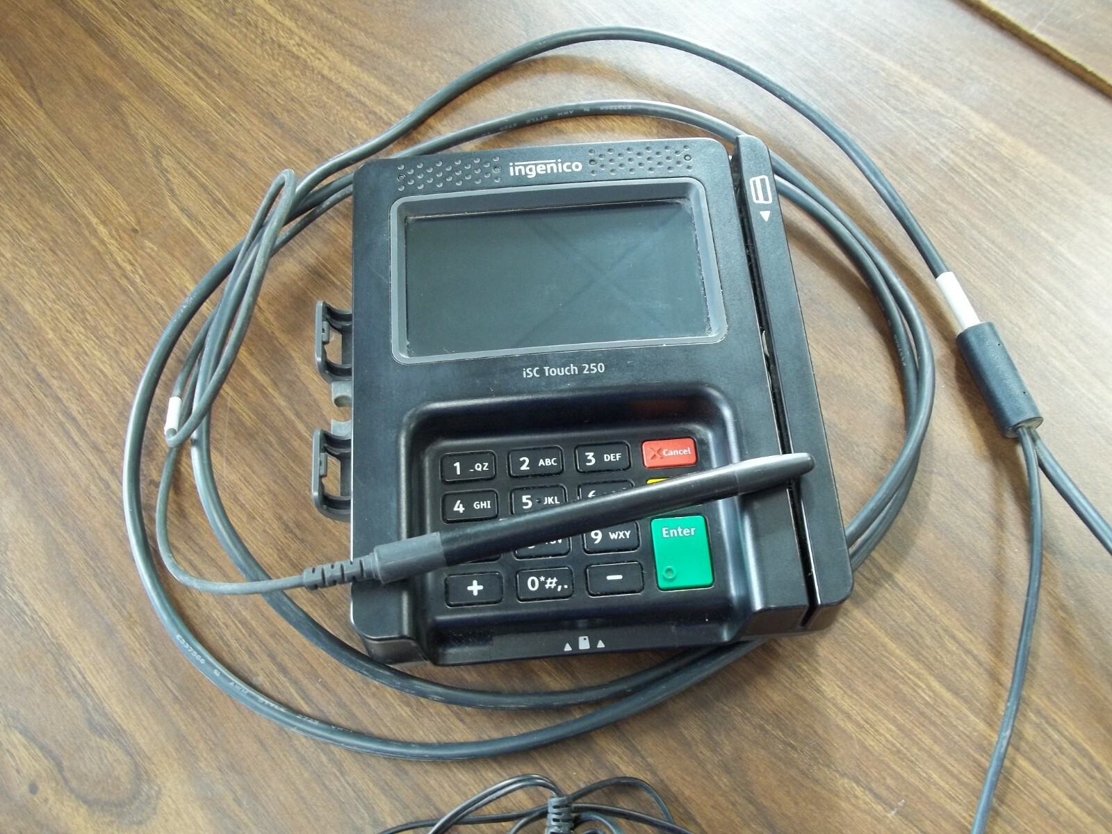 Ingenico ISC touch 250 credit card terminals with accessories