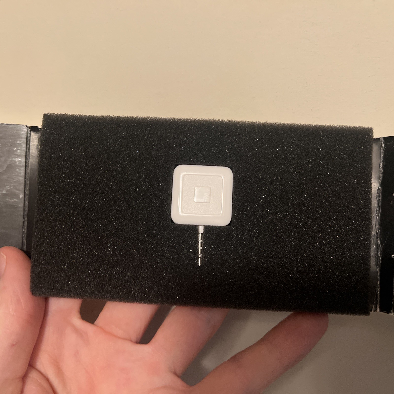 Brand New Square Credit Card Reader for Apple and Android –==Fast Shipping