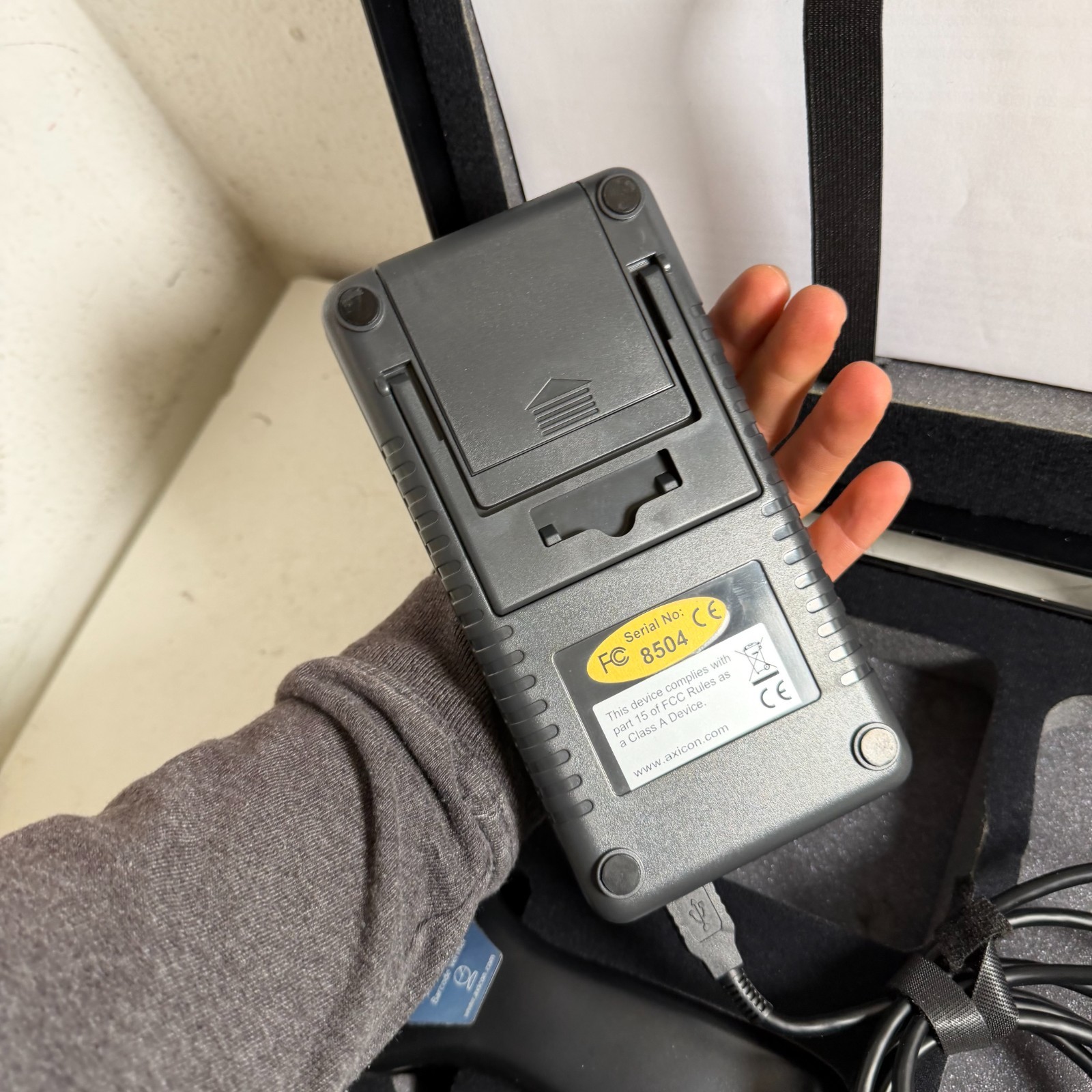 Axicon PV-1072 Black Portable Lightweight Mobile Verifier for Retail Barcodes