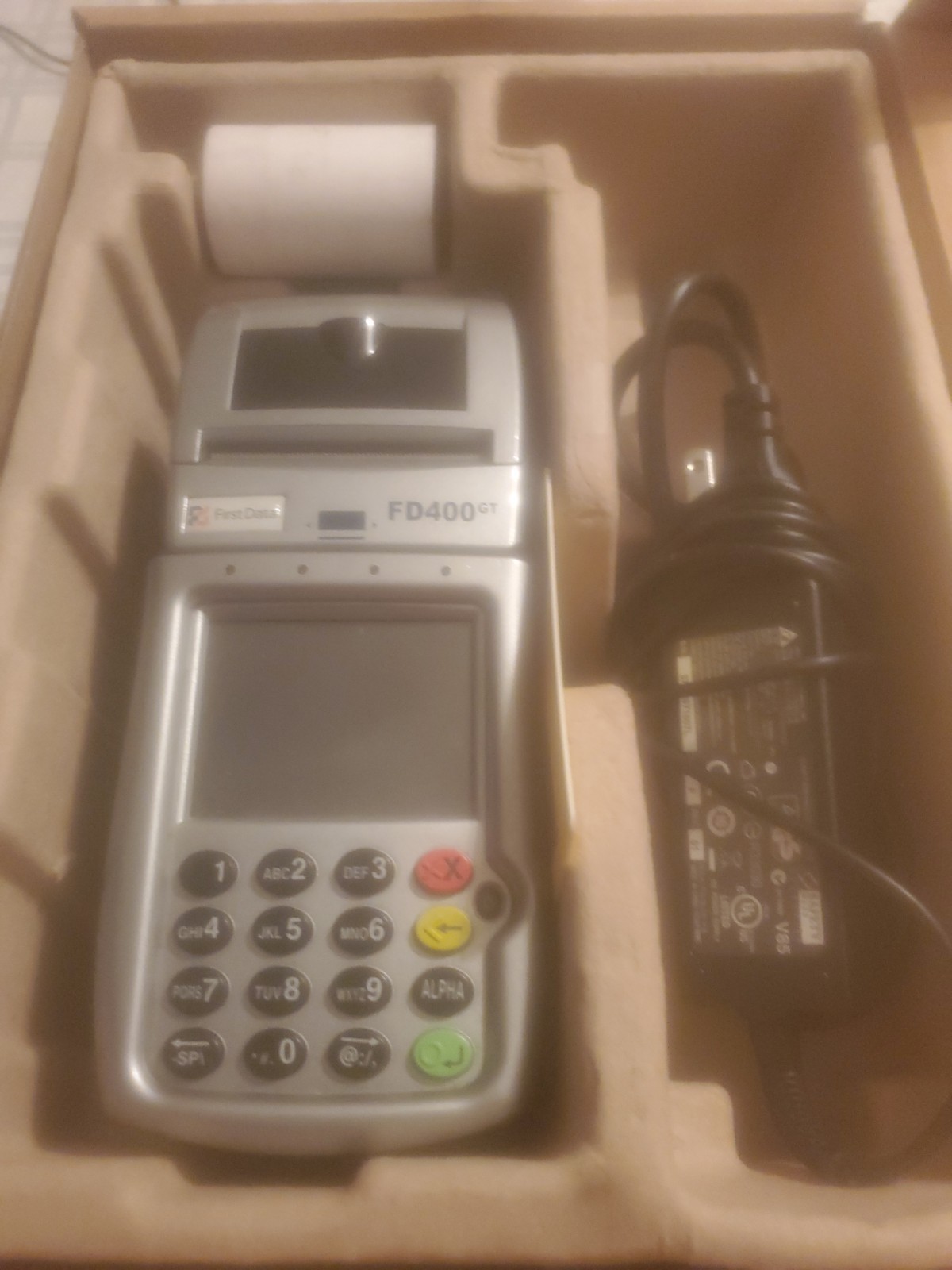 First Data FD-400GT Wireless Terminal Credit Card Machine, Cord & Paper – Works!