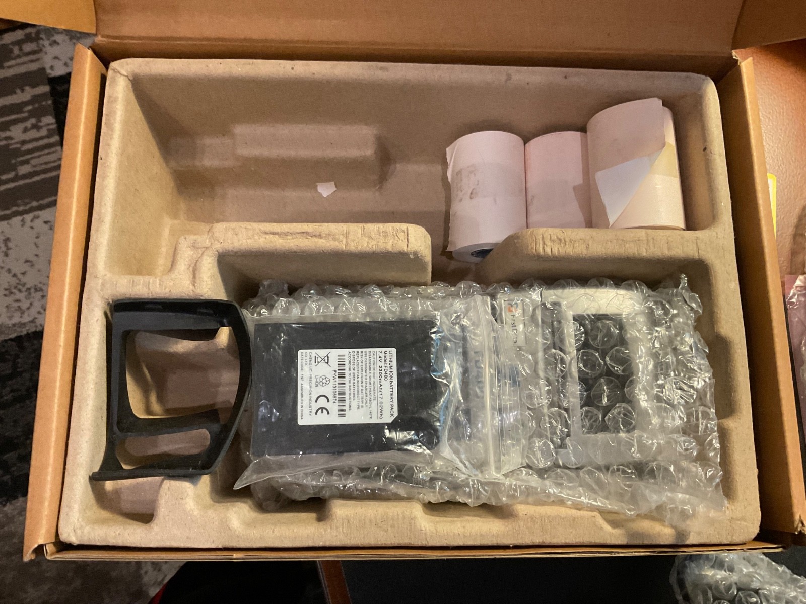 First Data FD400 TI Credit Card Terminal w/ Power Supply and paper.