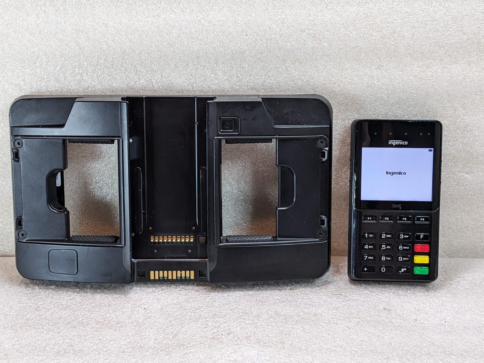Ingenico iSMP4 POS Payment Terminal Reader IMP657-11P3554C + Wi-Case Base