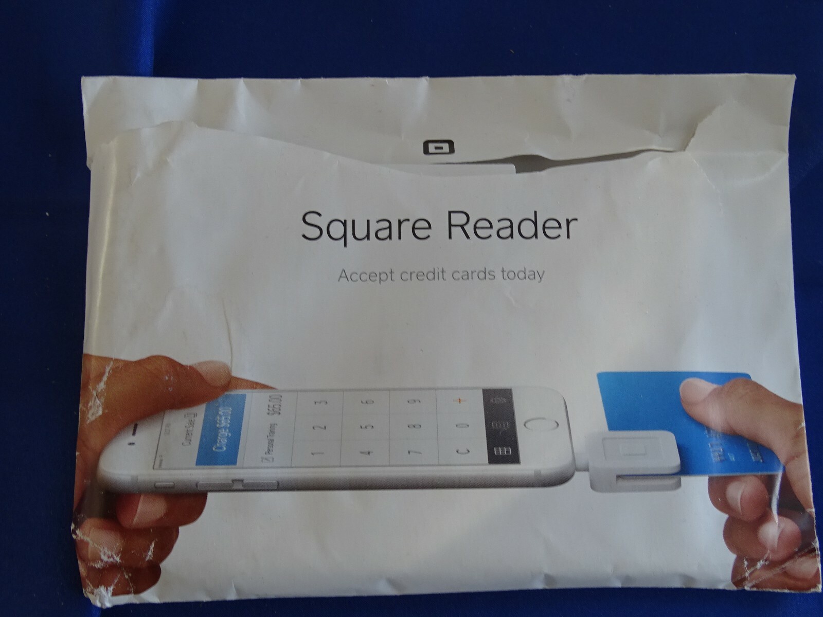 Square – Reader for Magstripe (with lightning connector) – Glossy White A7