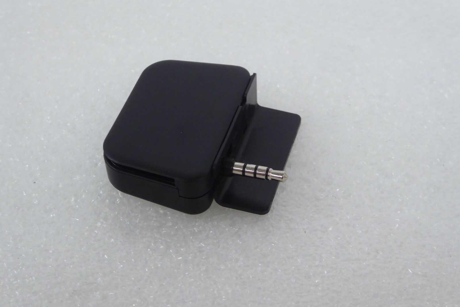 ID TECH UniMag II Secure Mobile MagStripe Reader ID-80110008-001