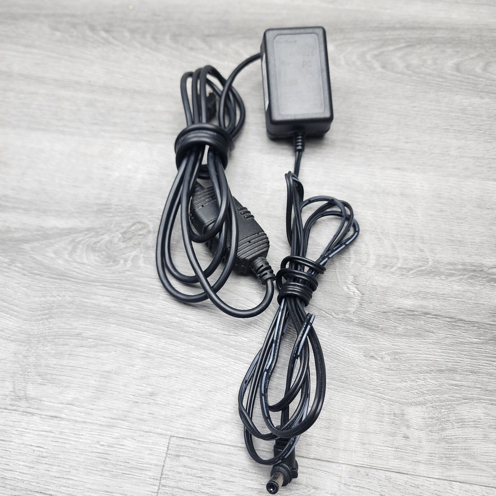 Verifone VX520 POS #M252-753-03-NAA-3 Power Supply and Ethernet Cable, OEM