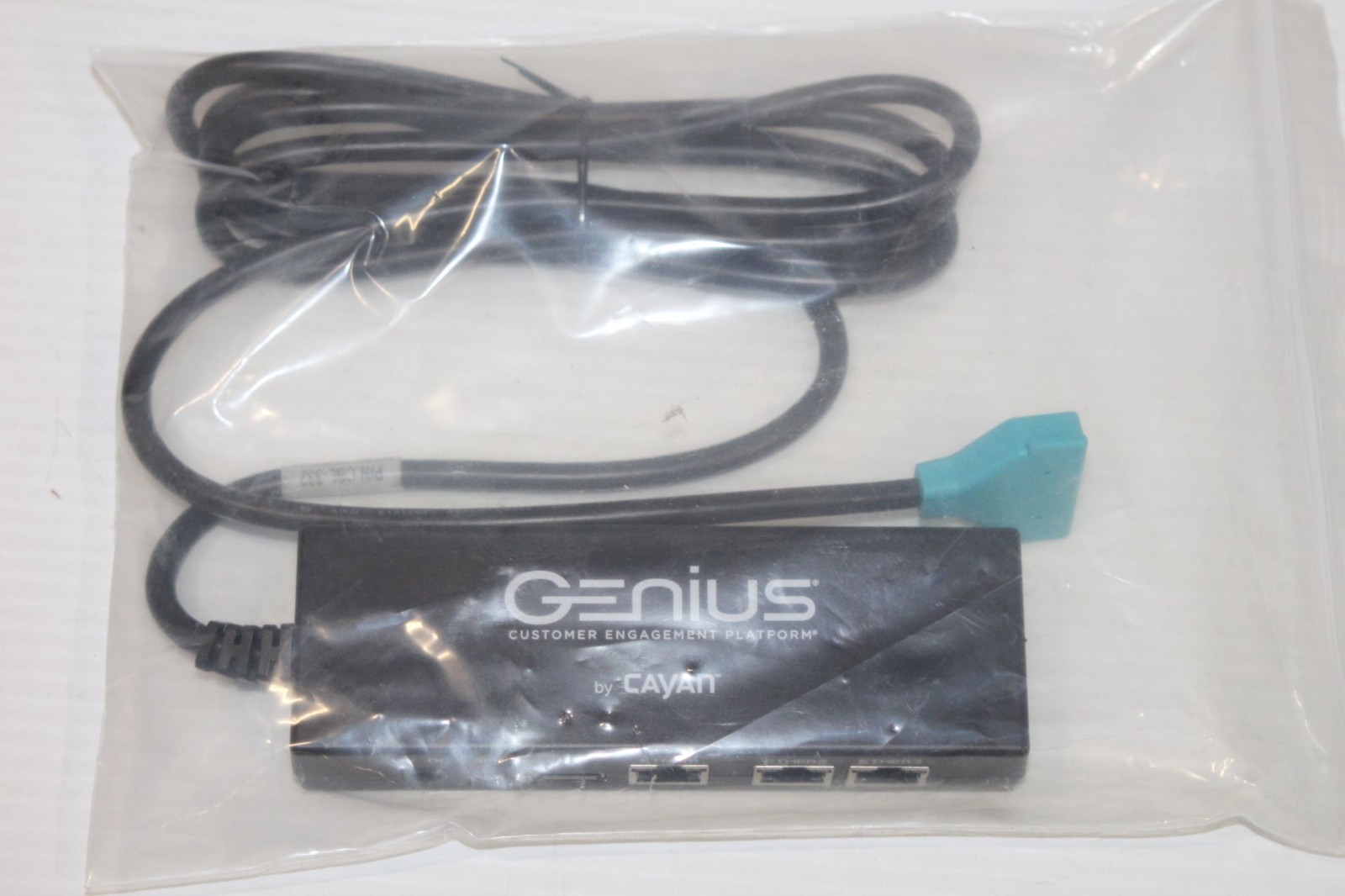 Genius Customer Platform CBL-332-002 Power Injector Supply Ethernet Verifone
