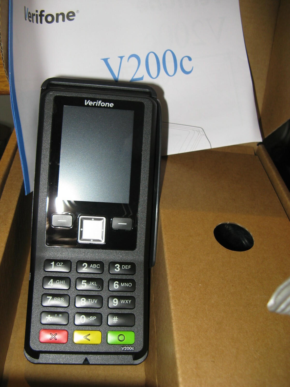 Verifone V200C ‘PLUS’ M420-053-04-NAA-5 ***BRAND NEW***