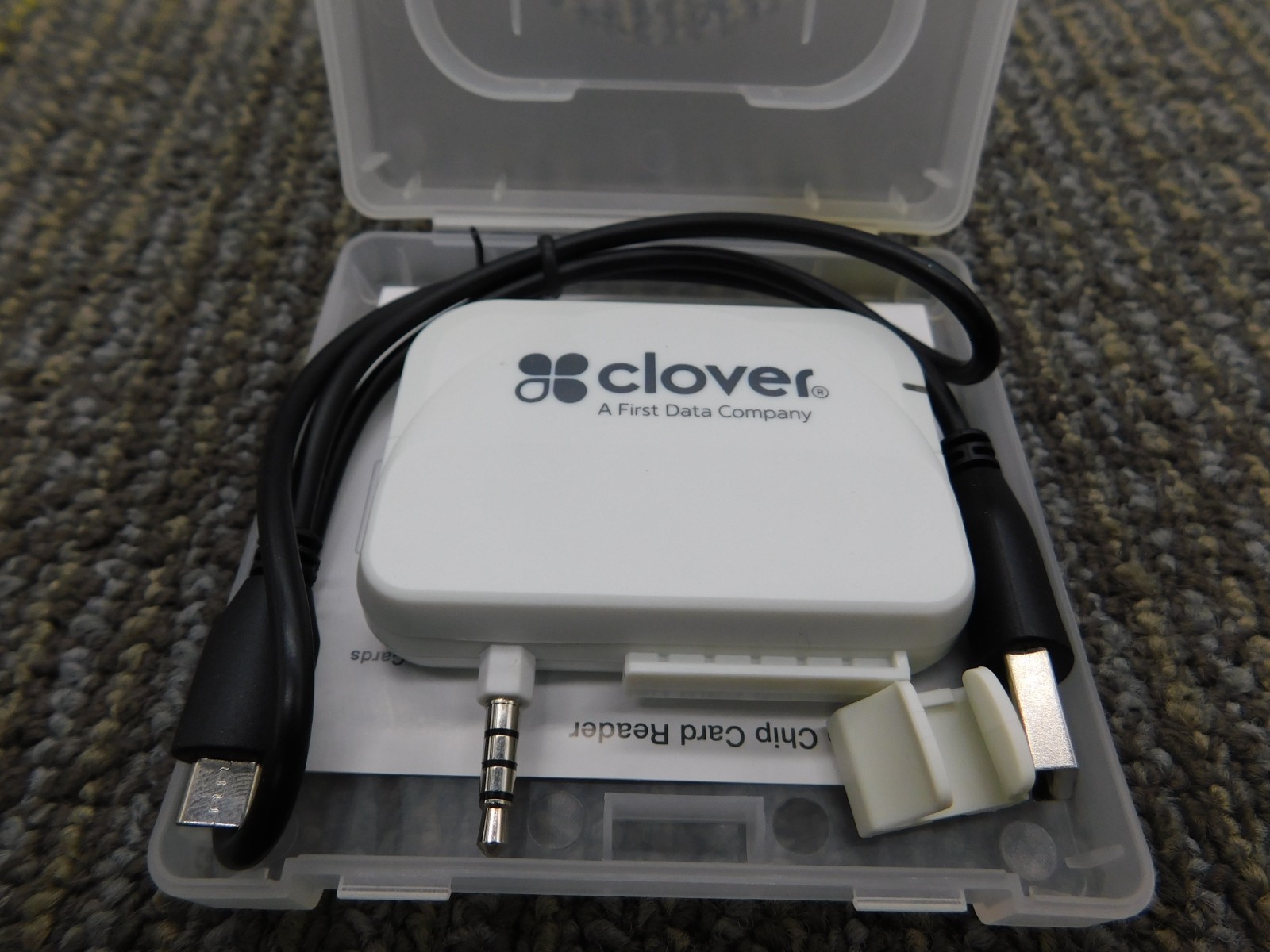 Clover Go RP350X Mobile Chip & Swipe Card Reader Bluetooth EMV Android/iOS