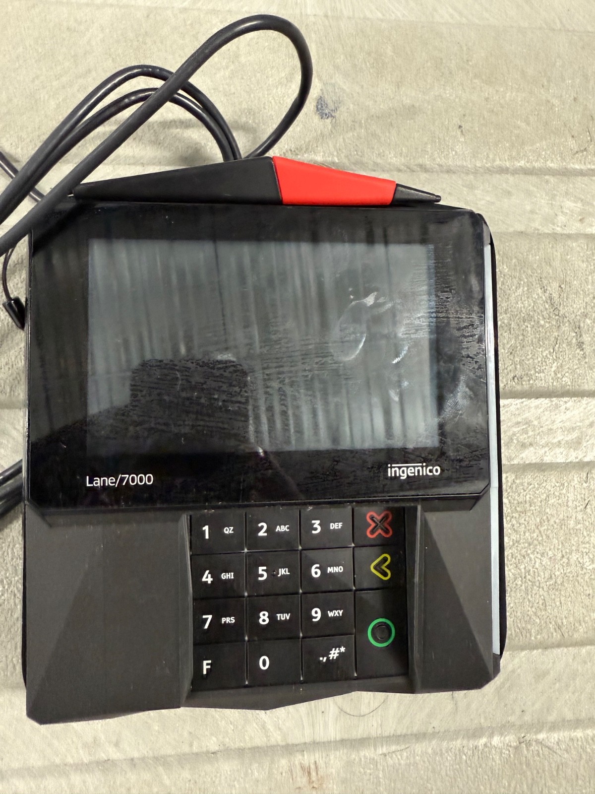 Ingenico Lane 7000 Signature Capture Payment Terminal with touch screen