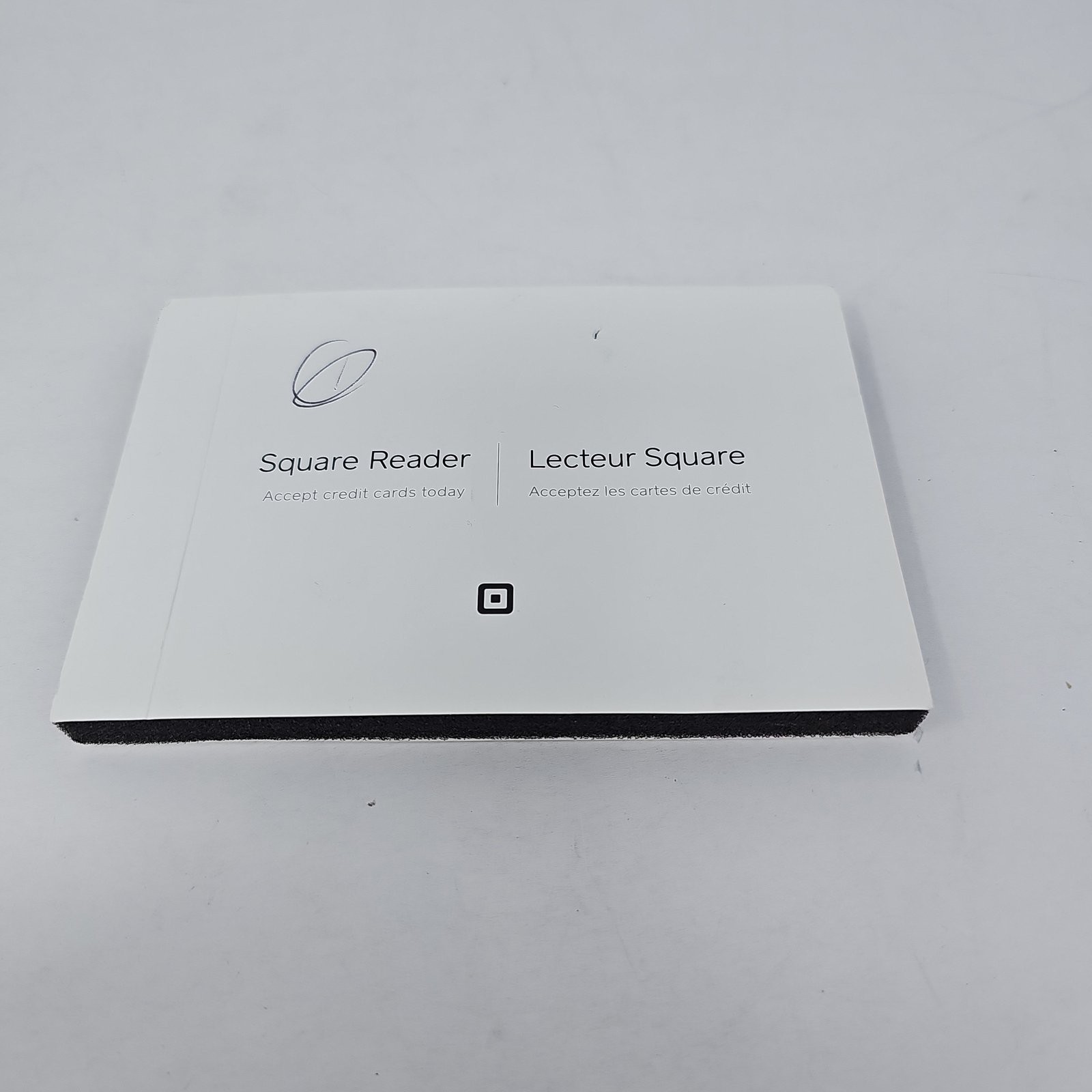 Square A-PKG-0206-01 Credit Debit Card Reader – White for Apple iPhone & Android