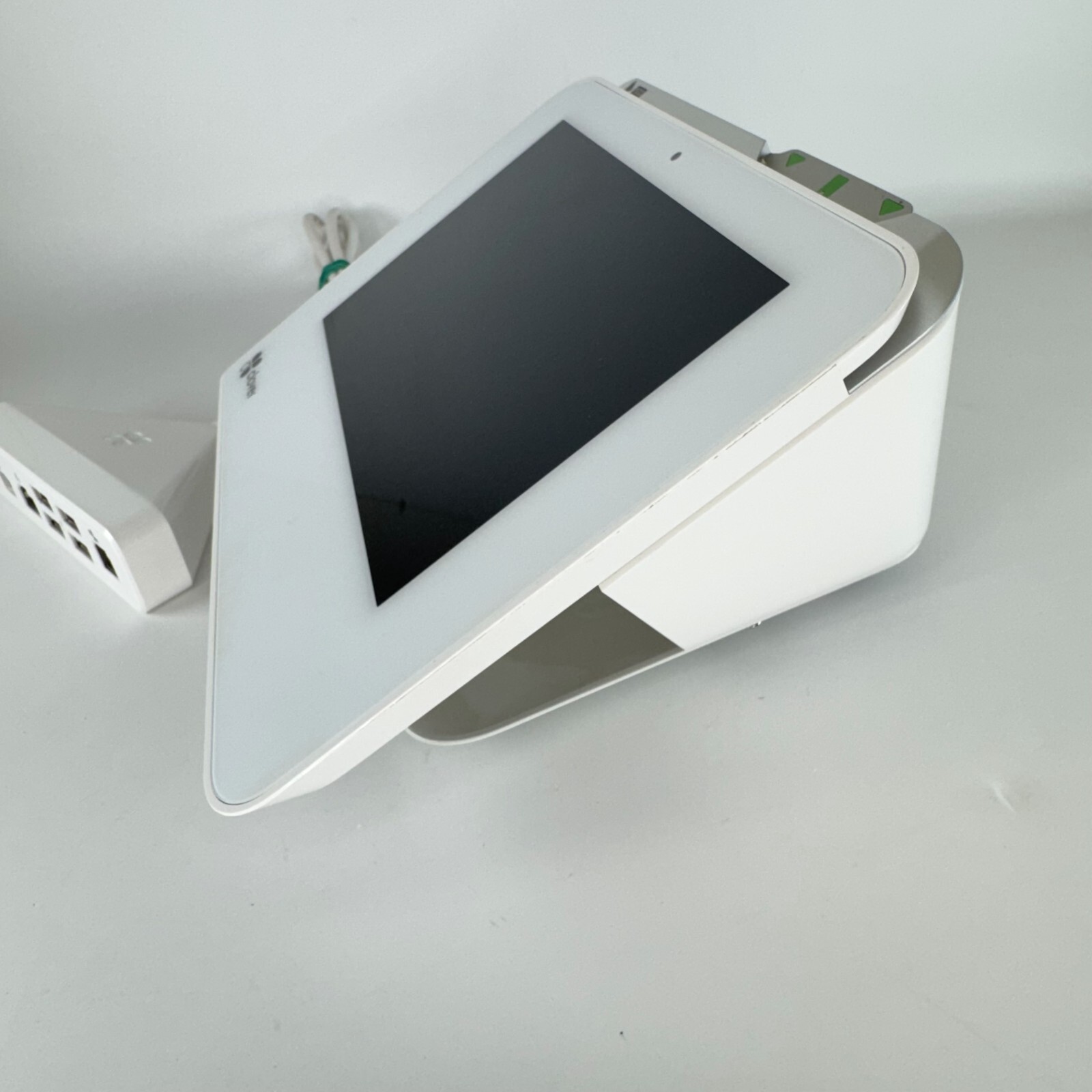 Clover Mini 2nd Generation C302U Credit Card Reader POS System White Corded