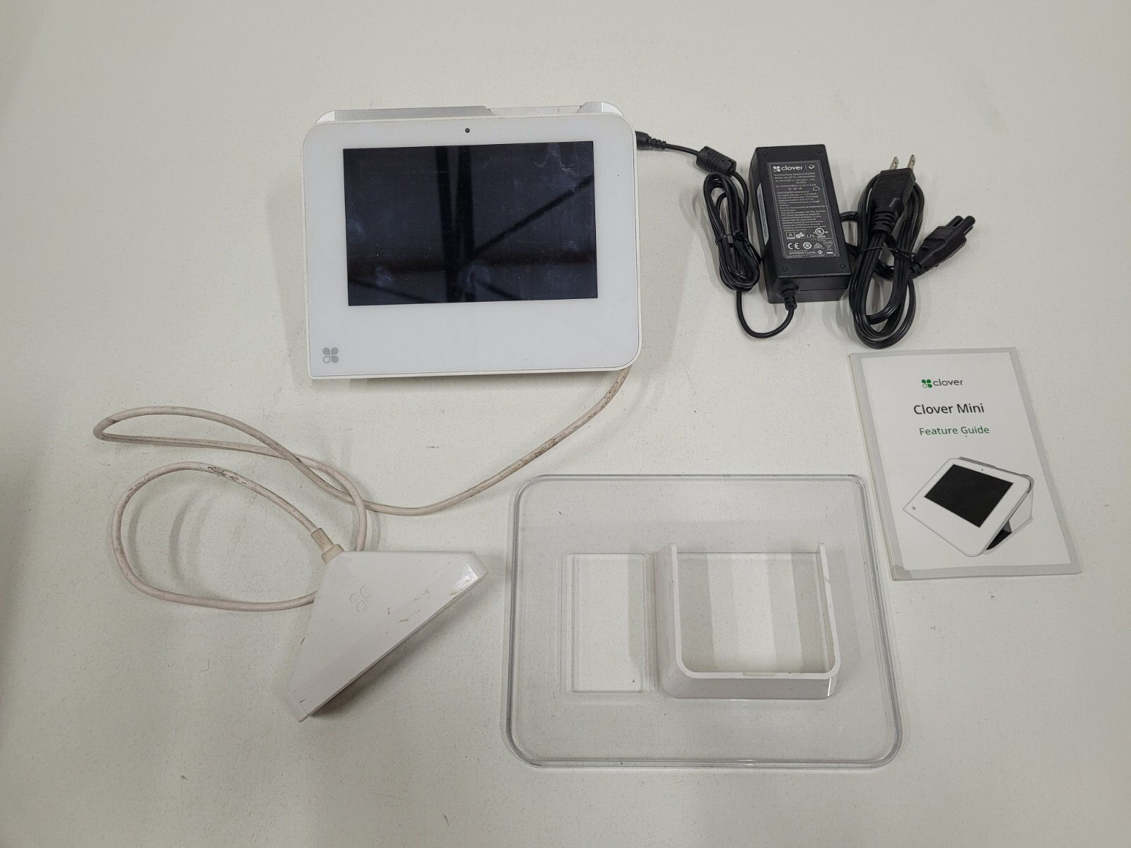 Clover Mini Wi-Fi C300 POS System w/ Triangle Hub and Power Cord