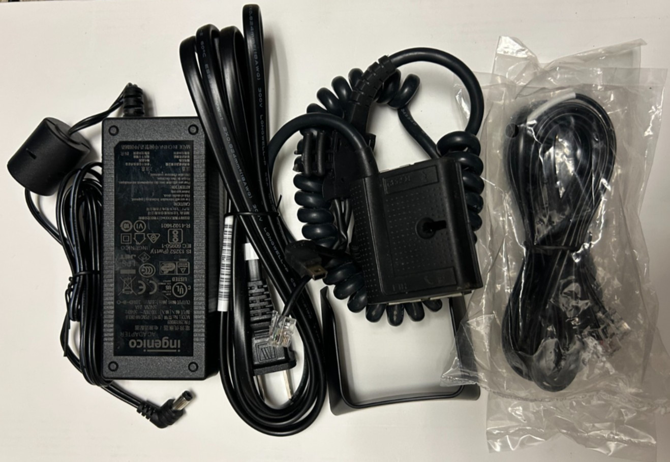 Ingenico iCT220 Credit Card Terminal w/ Power Supply