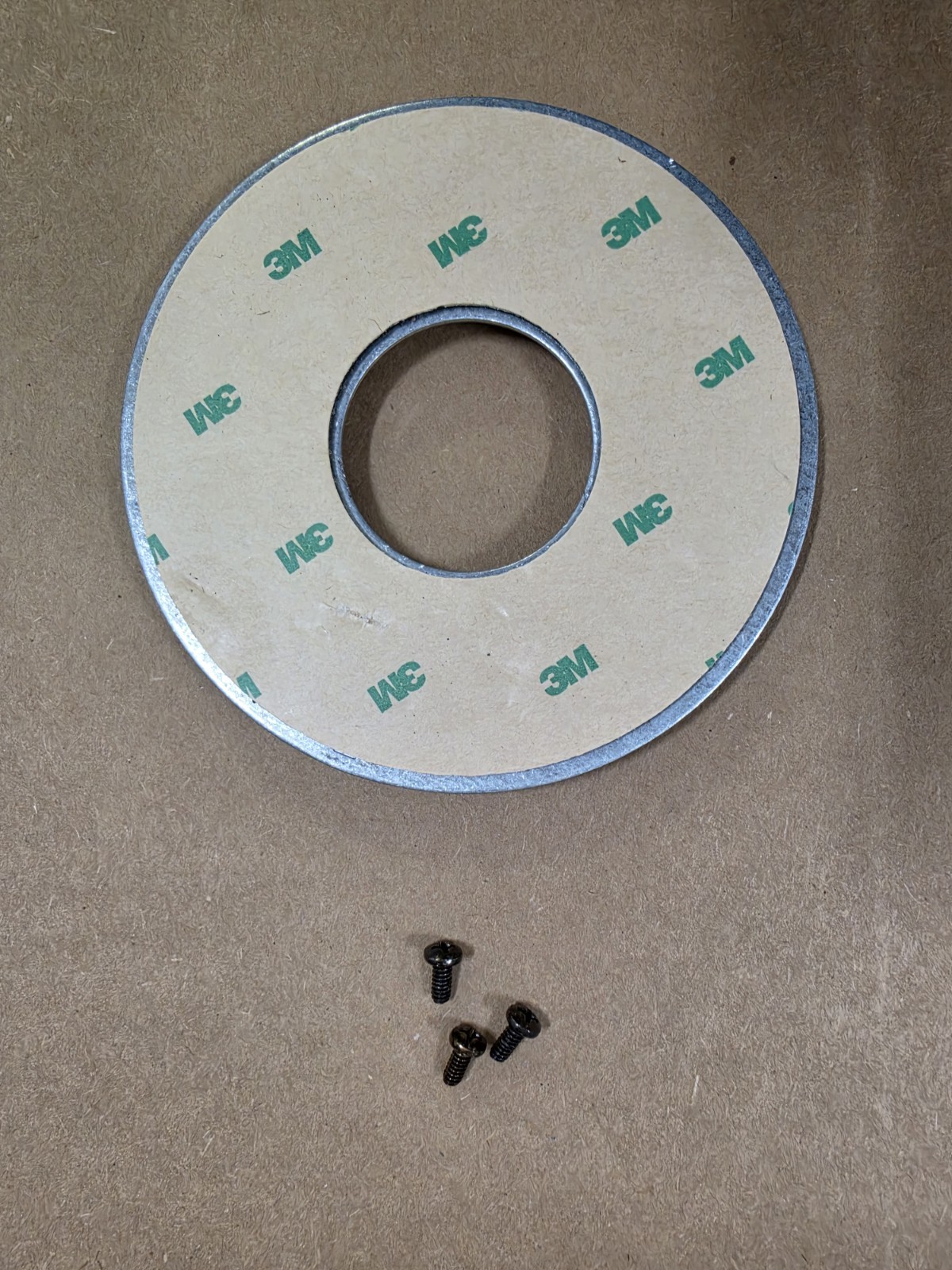 ENS HAVIS – Adhesive Glue Pad System for Center Hole Swivel Bases 367-0683