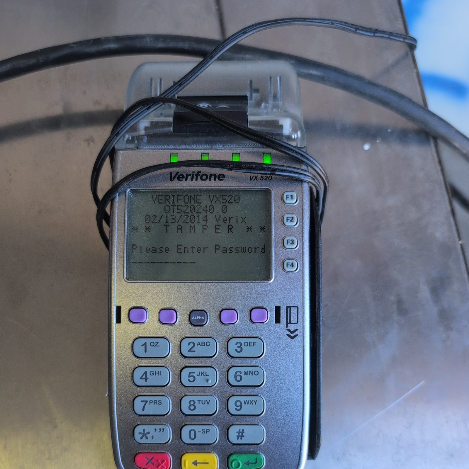 Verifone VX520 Credit Card Machine Terminal Reader