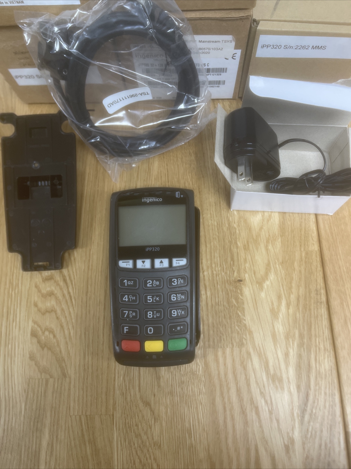 Ingenico IPP320 Credit Card Terminal & Ethernet Cable Power Cord INCLUDED🔥