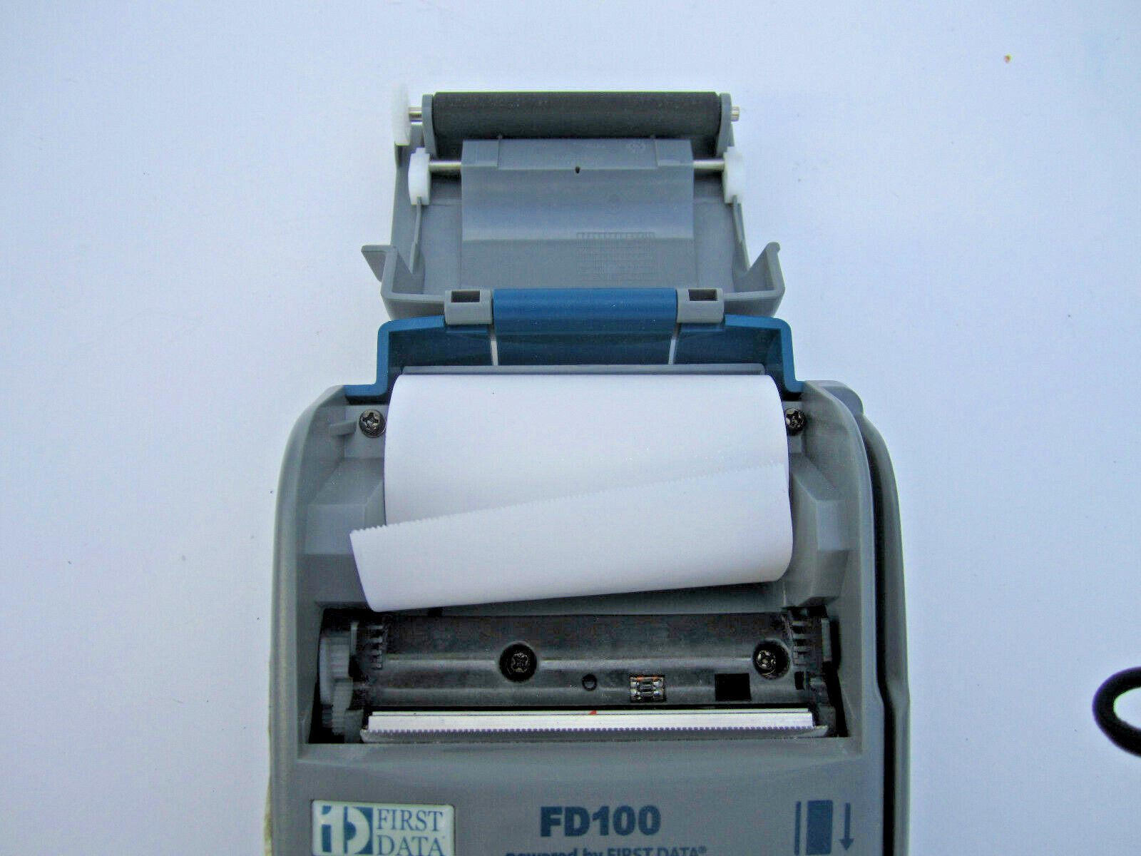 First Data FD100 Credit Card Terminal With Power Adapter