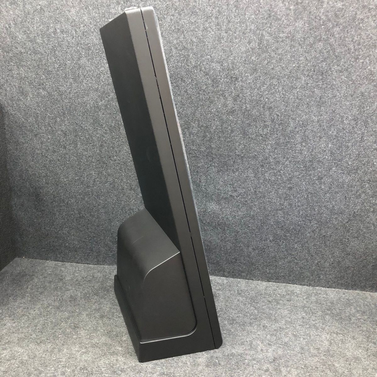 WIRED UP SOLUTIONS K86B Self-Service Kiosk 27″ F14 Qualcomm, 3GB 32GB SSD*
