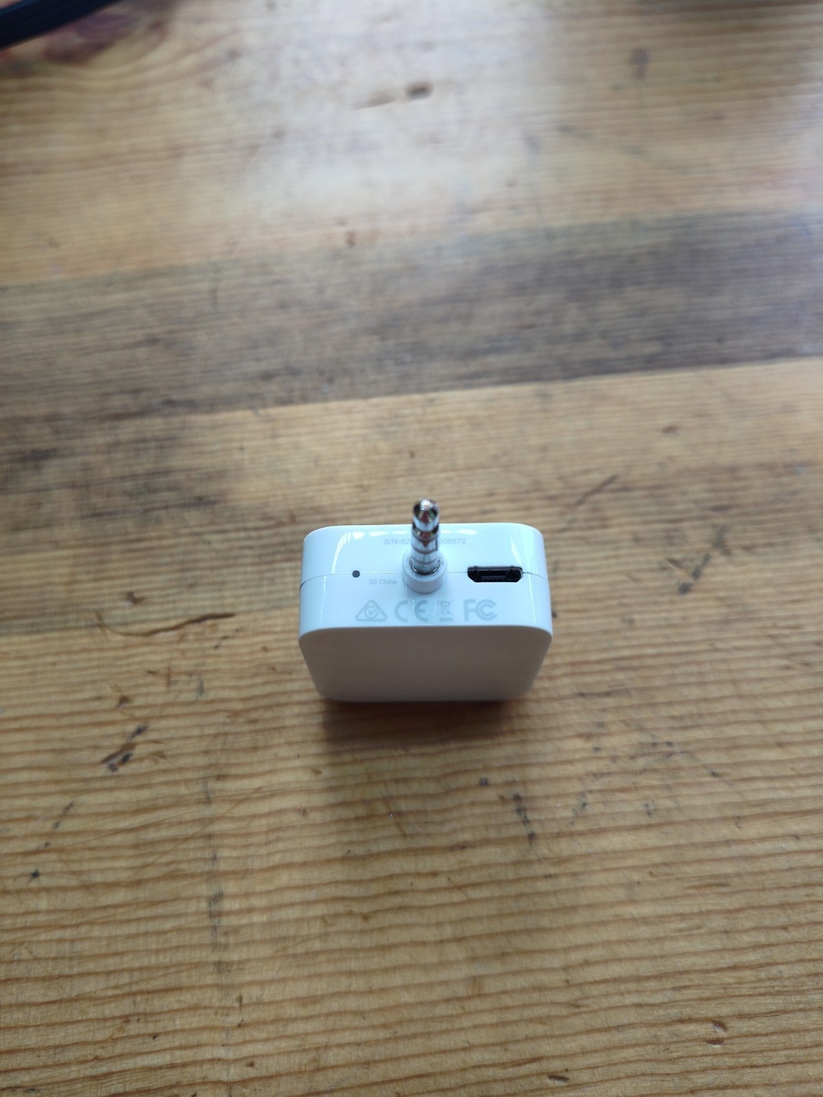 Square Magstripe Reader with 3.5mm Headphone Connector – White