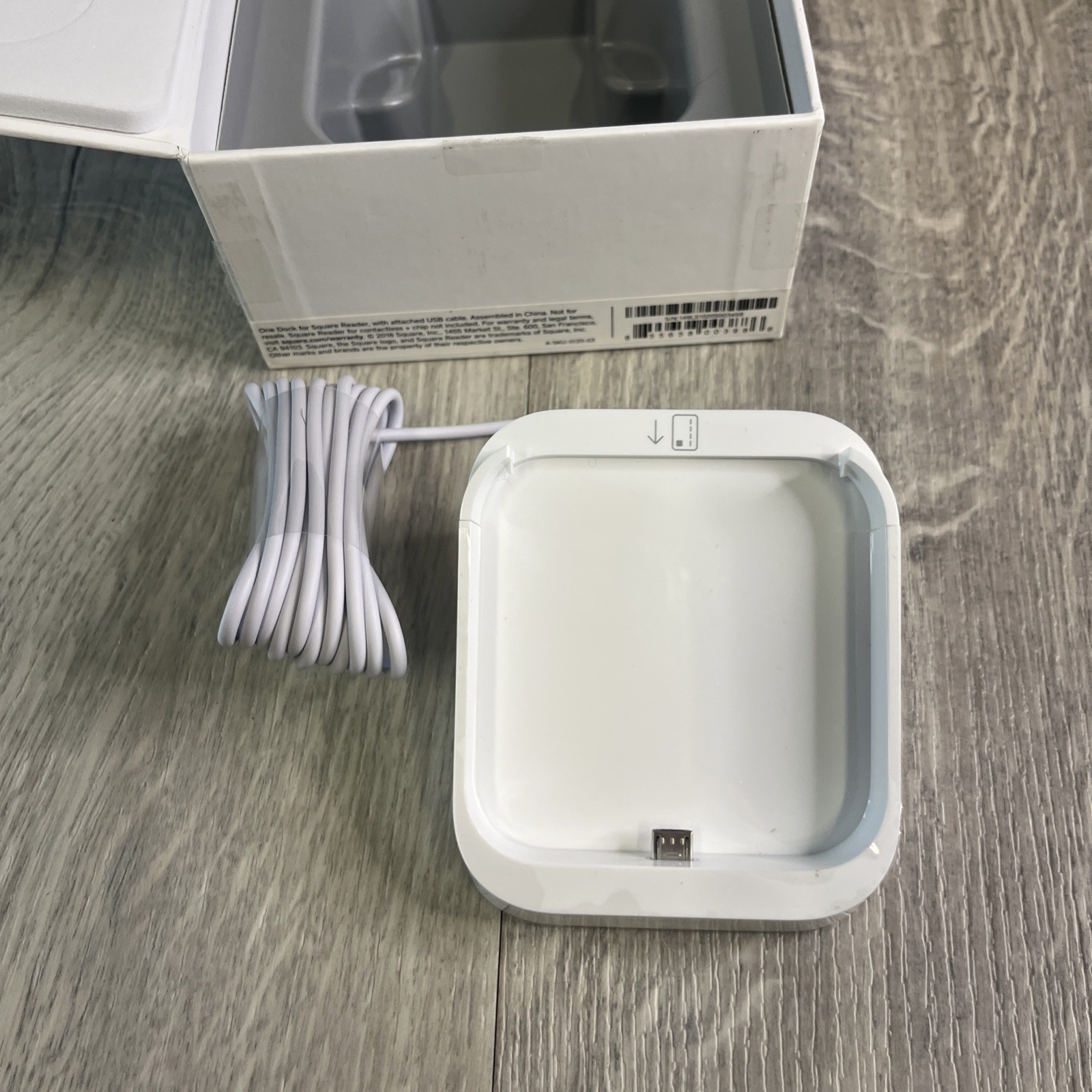 Square A-SKU-0120 Dock for Square Reader Contactless Credit Card Reader Open Box