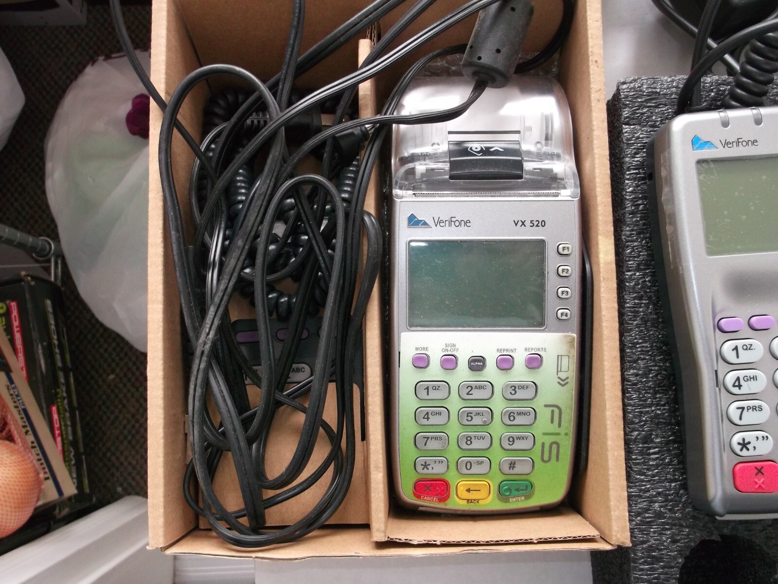 2 Verifone VX520 DC EMV Credit Card Terminal & VX805
