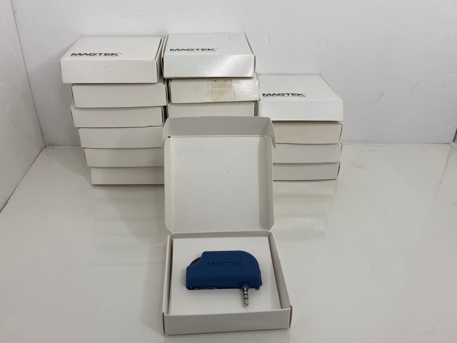 LOT OF 17 Magtek Card READER for Audio/USB jack reader Plug Bank of the West NEW