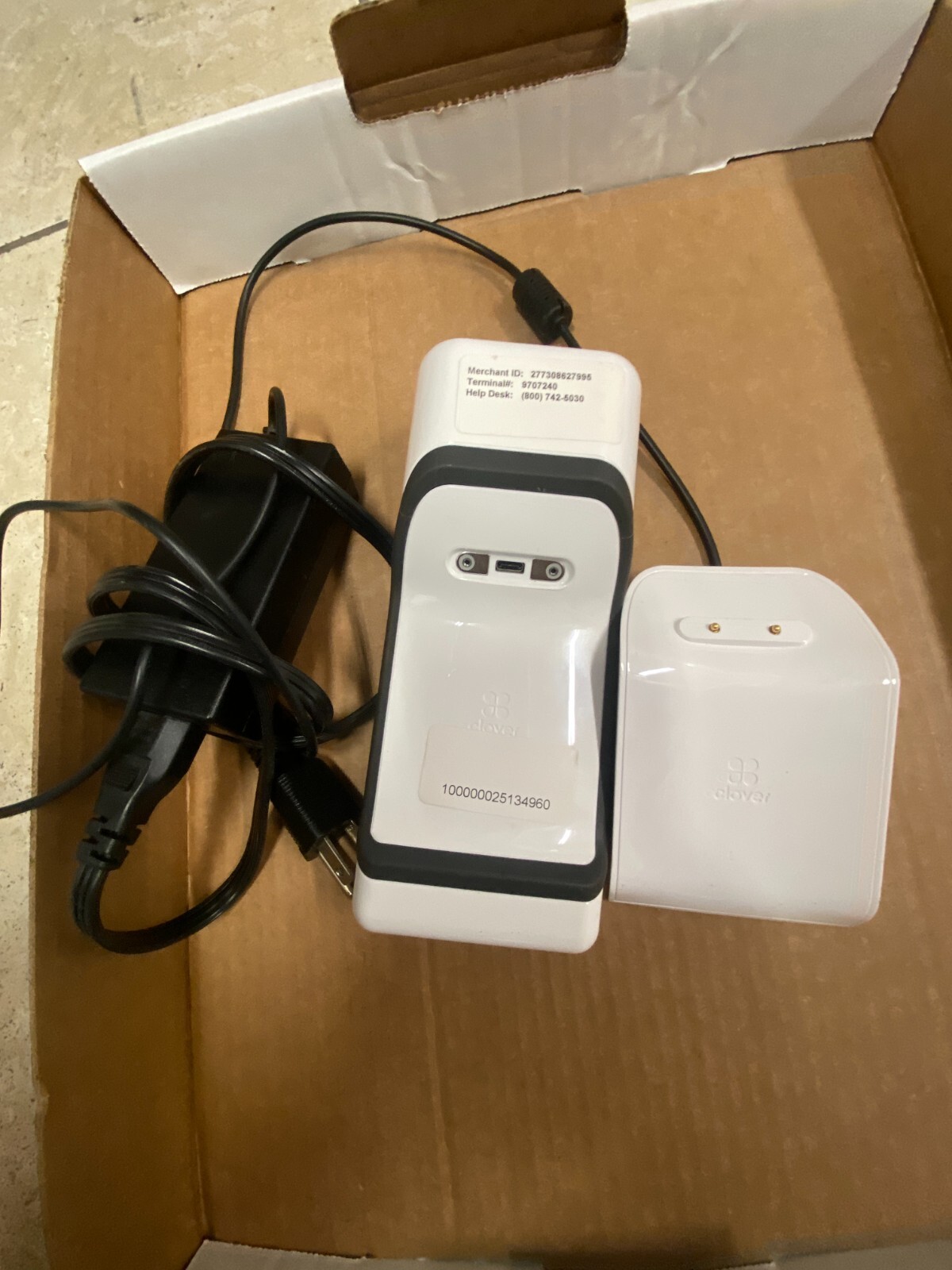 Clover Flex LTE C401U Wireless Credit Card Processor POS Machine, K400 Unit IRG