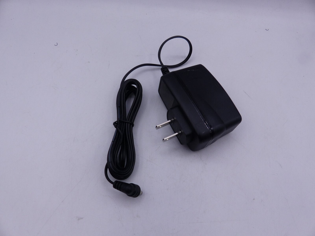 INGENICO MOVE 5000 TWB32011419R CL 4G WIFI BT CARD READER – PW LOCKED