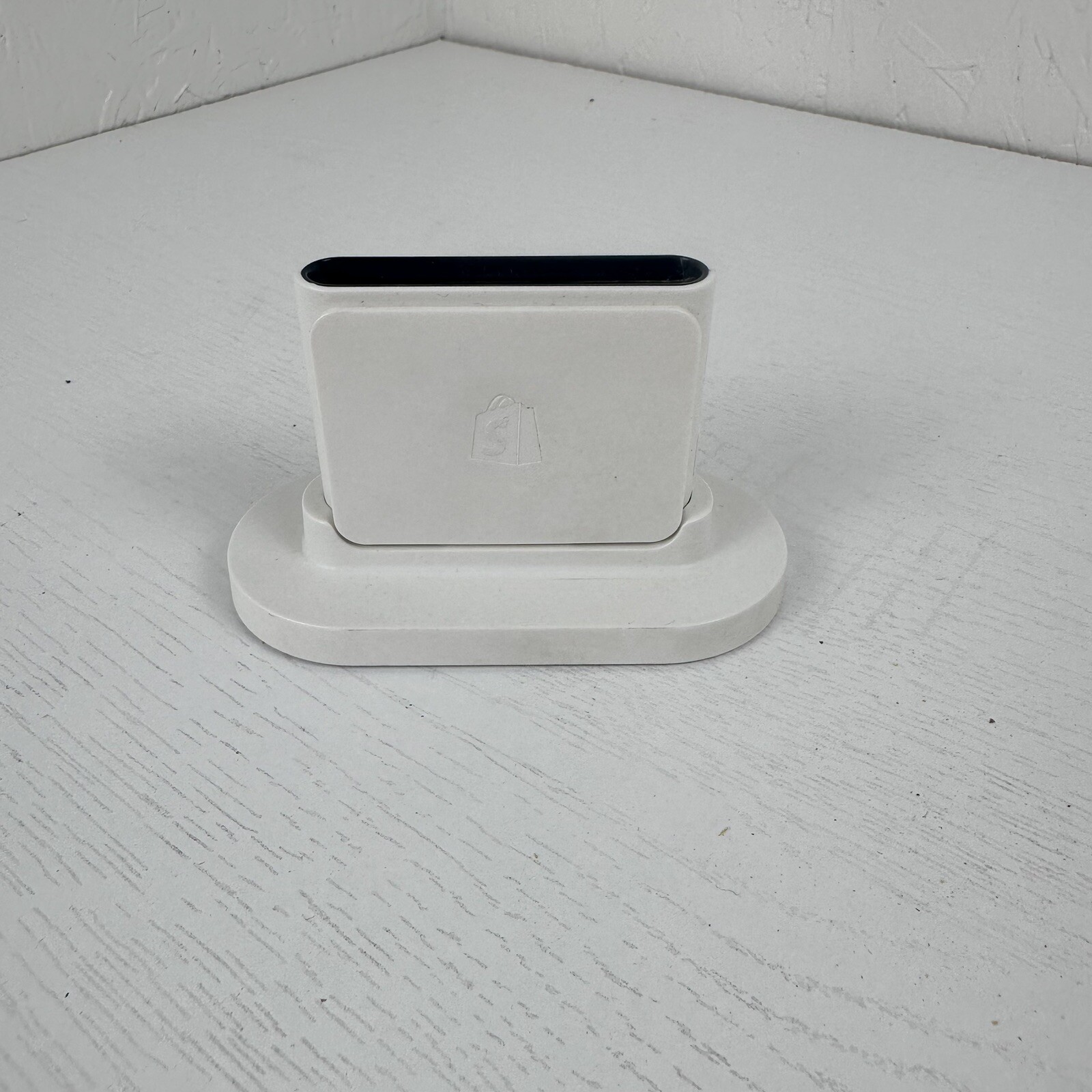 Shopify Chip And Swipe Card Reader Base Case White Point Of Sale POS No USB Cord