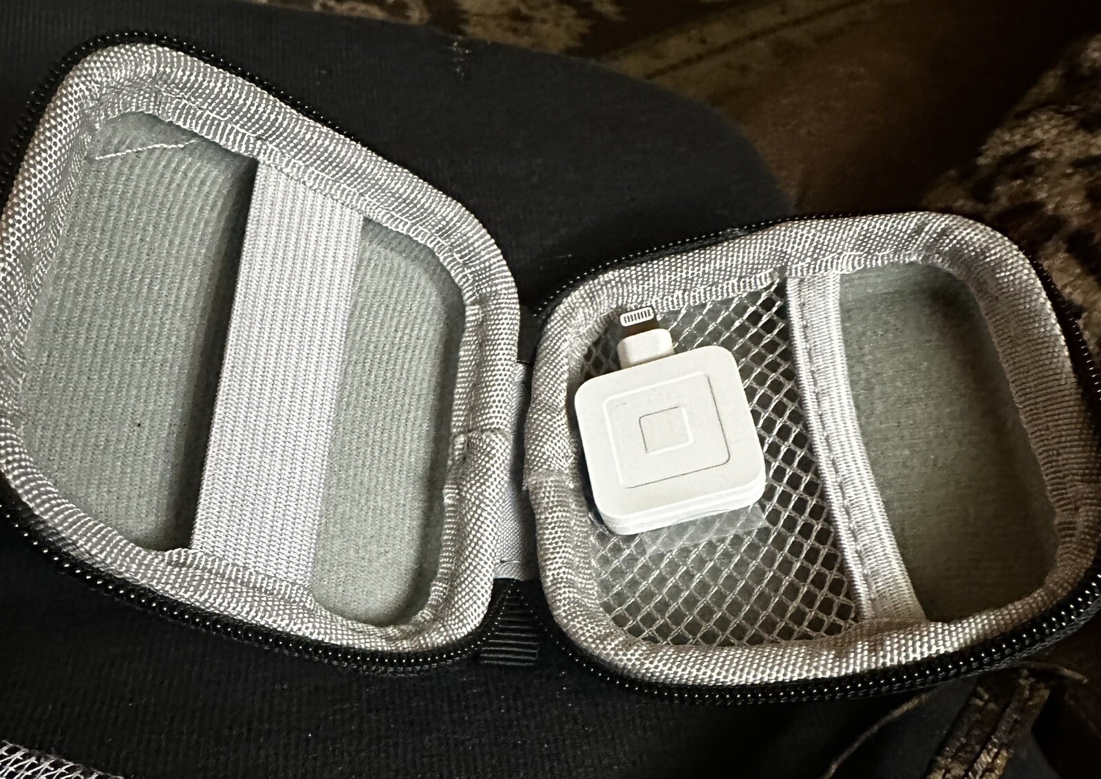 Square A-SKU-0523 Reader for Magstripe Lightning Connector and Case