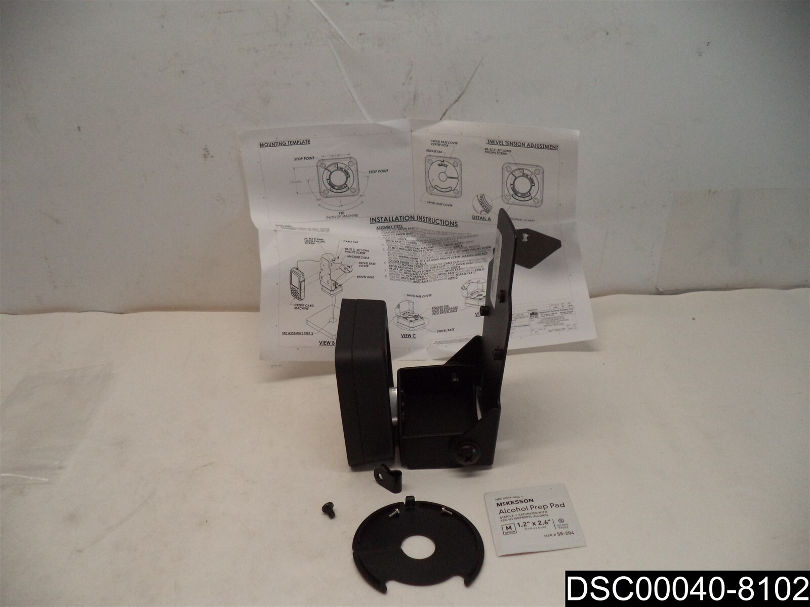 ENS, LOW CONTOUR ROUND BASE STAND VX805/820 WITH 8 -90 TILT, 367-3060-GP-C