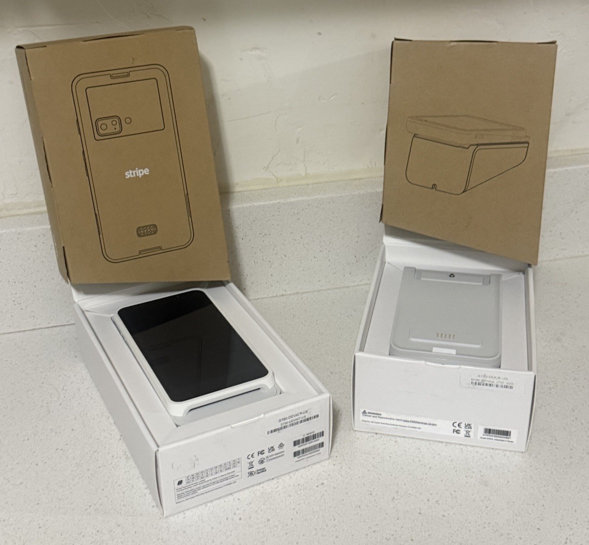 STRIPE Reader S700 card reader with STRIPE charging Dock Included pre-owned