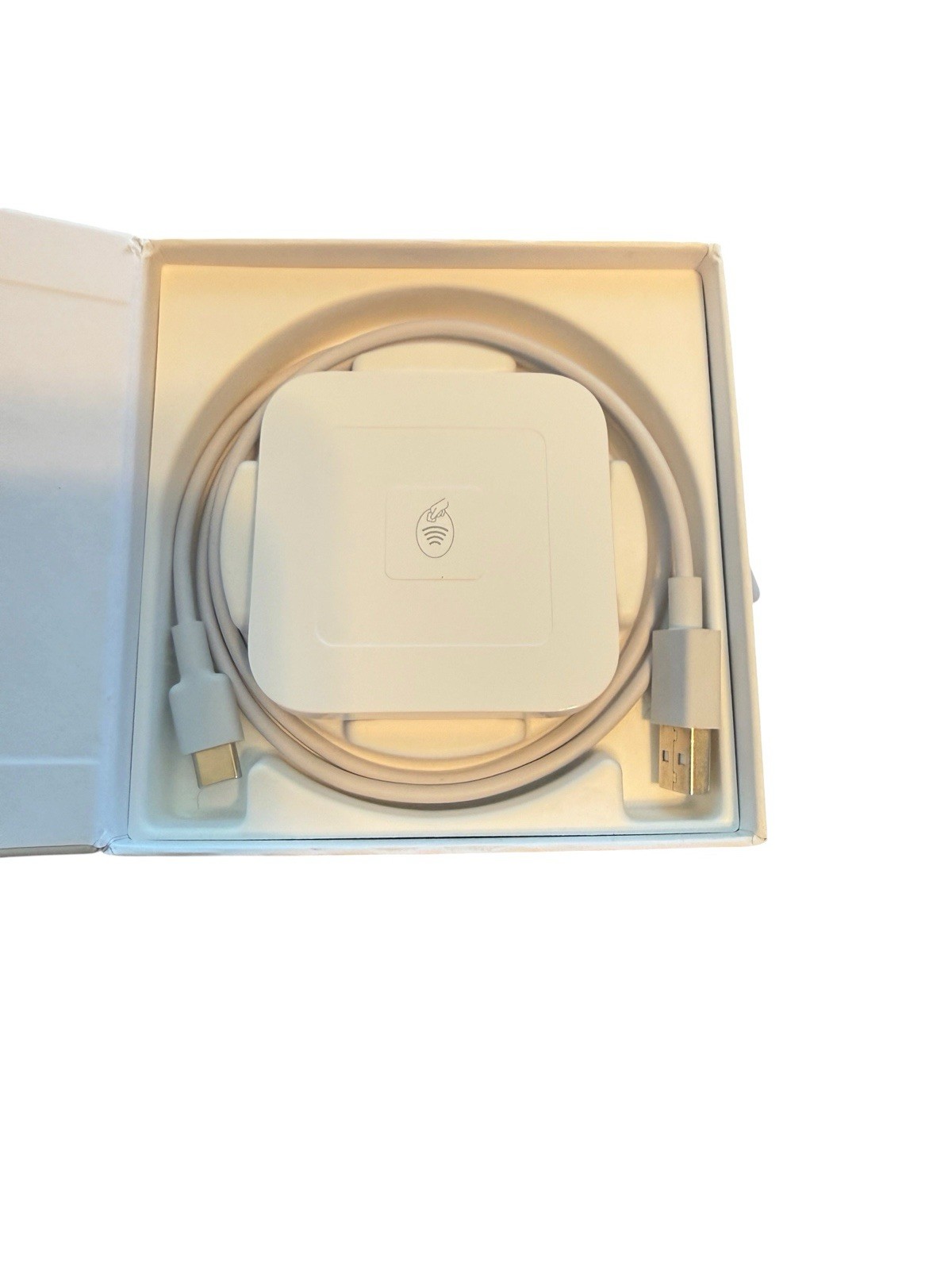Square Reader 1st Generation Contactless POS Hardware 2AF3K-1SQHQ MODEL S6