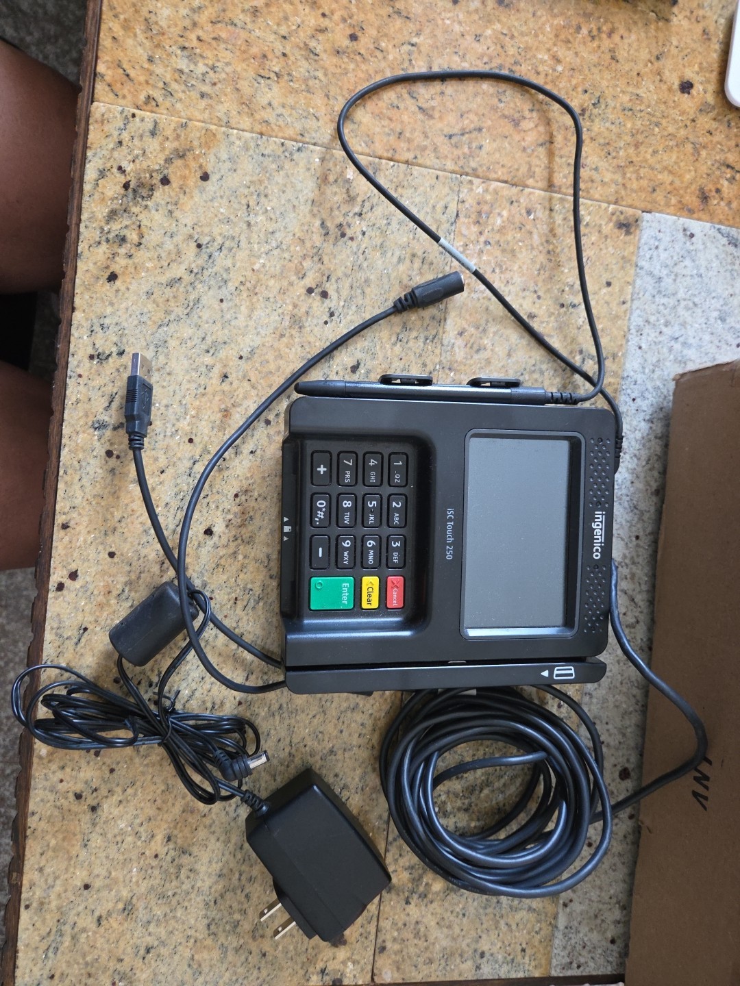 INGENICO ISC TOUCH 250 PAYMENT TERMINAL CREDIT CARD MACHINE- ISC250- V4
