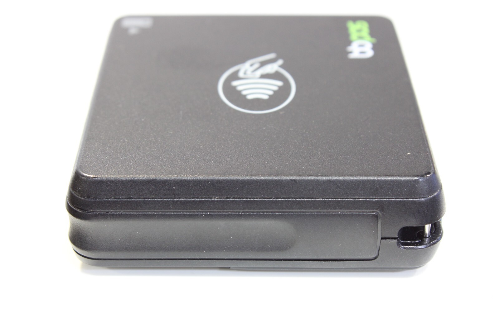 BBPOS Chipper EMV / NFC Bluetooth USB Card Reader MAGSTRIP 2AB7X-CHB2X -Black
