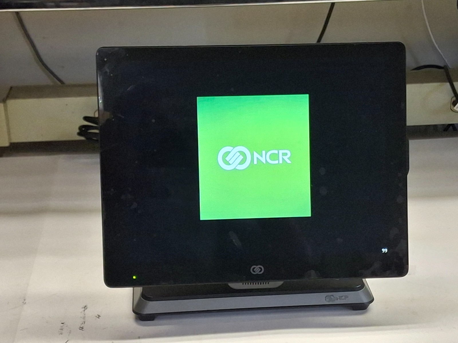 NCR CX7 7772-1515-1023 POS TERMINAL w/ 8GB Ram No SSD No OS