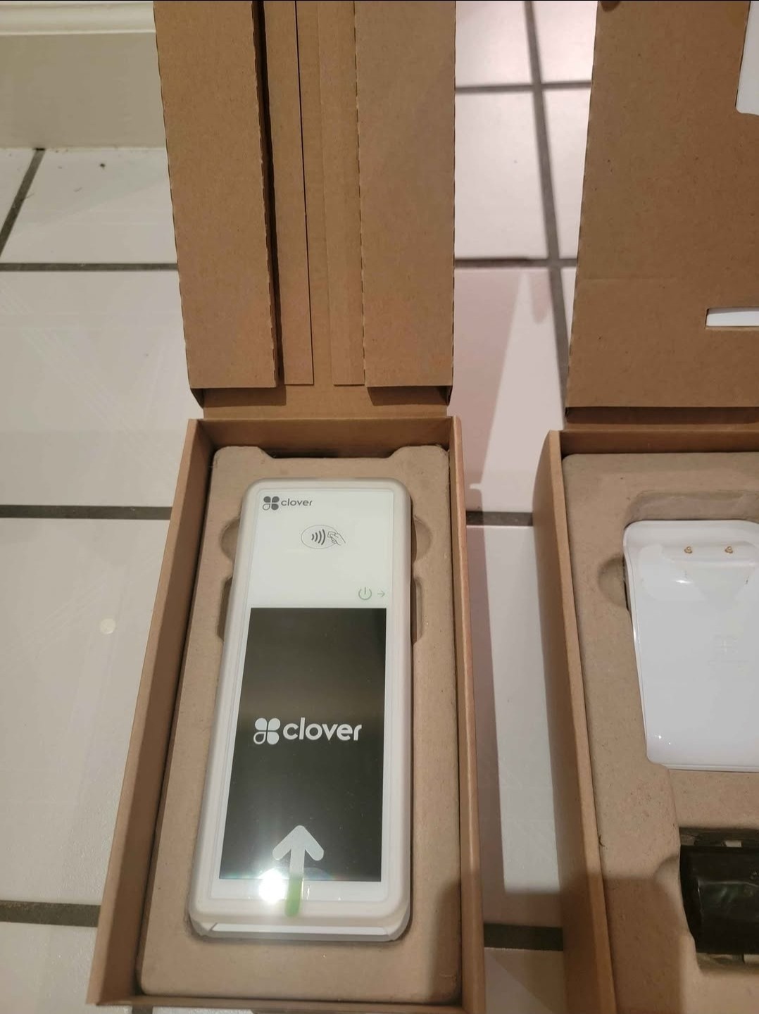 Locked Clover Flex Starter Kit 400 + Clover Flex C403