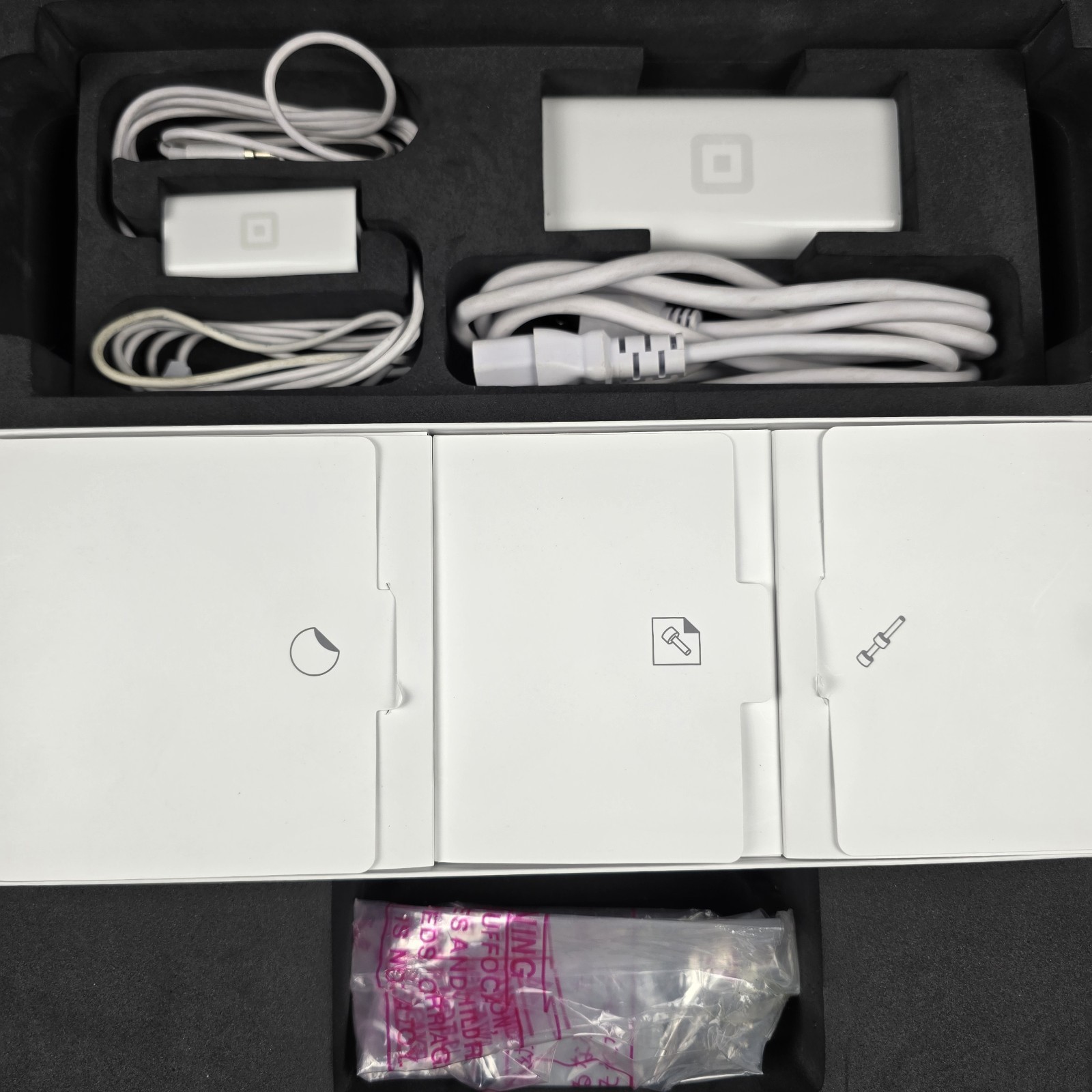 Square Stand Point of Sale POS For iPad 2 3rd Gen 30-Pin Connector White Used