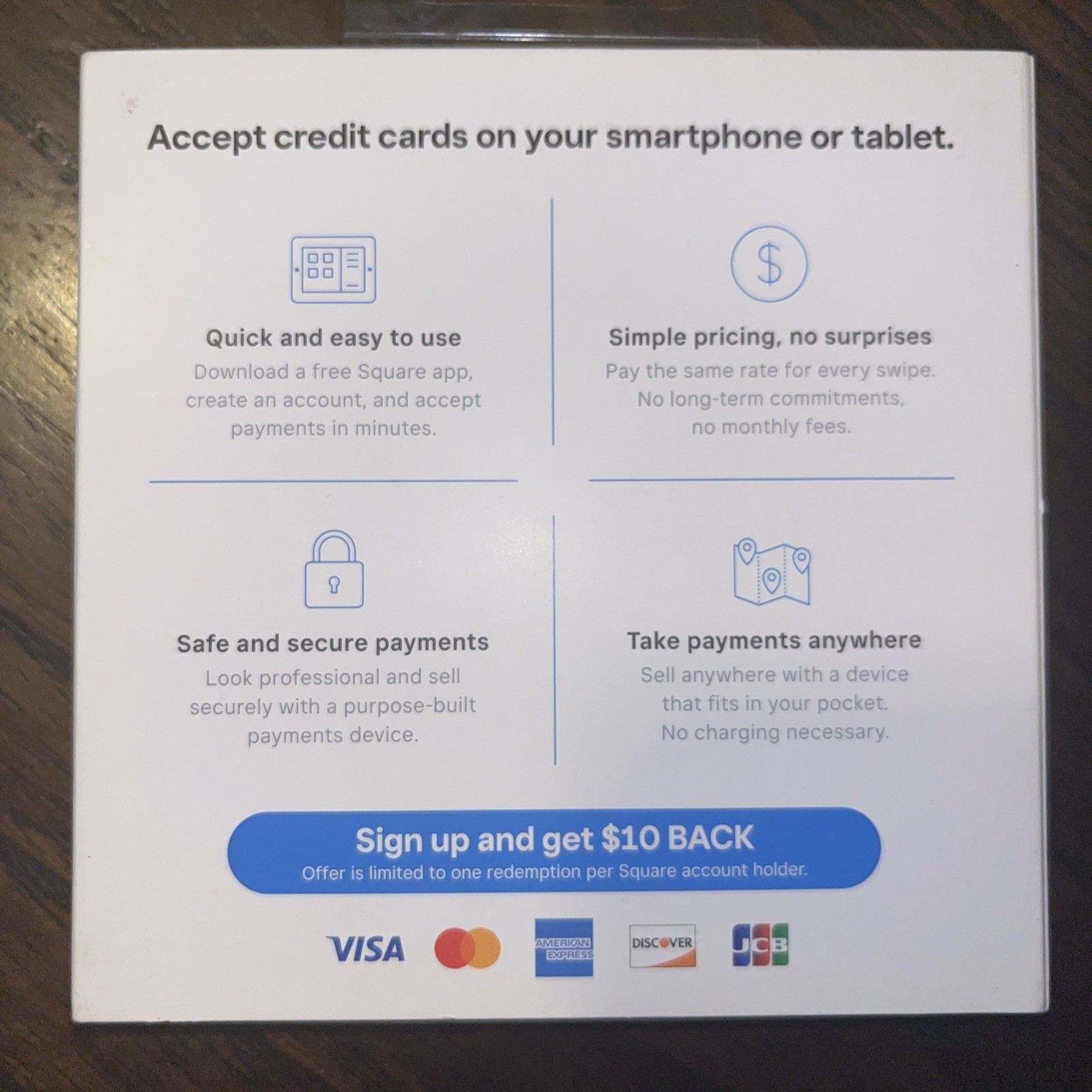 Square Reader for Magstripe with Headset Jack Credit Card Reader IOS/Android