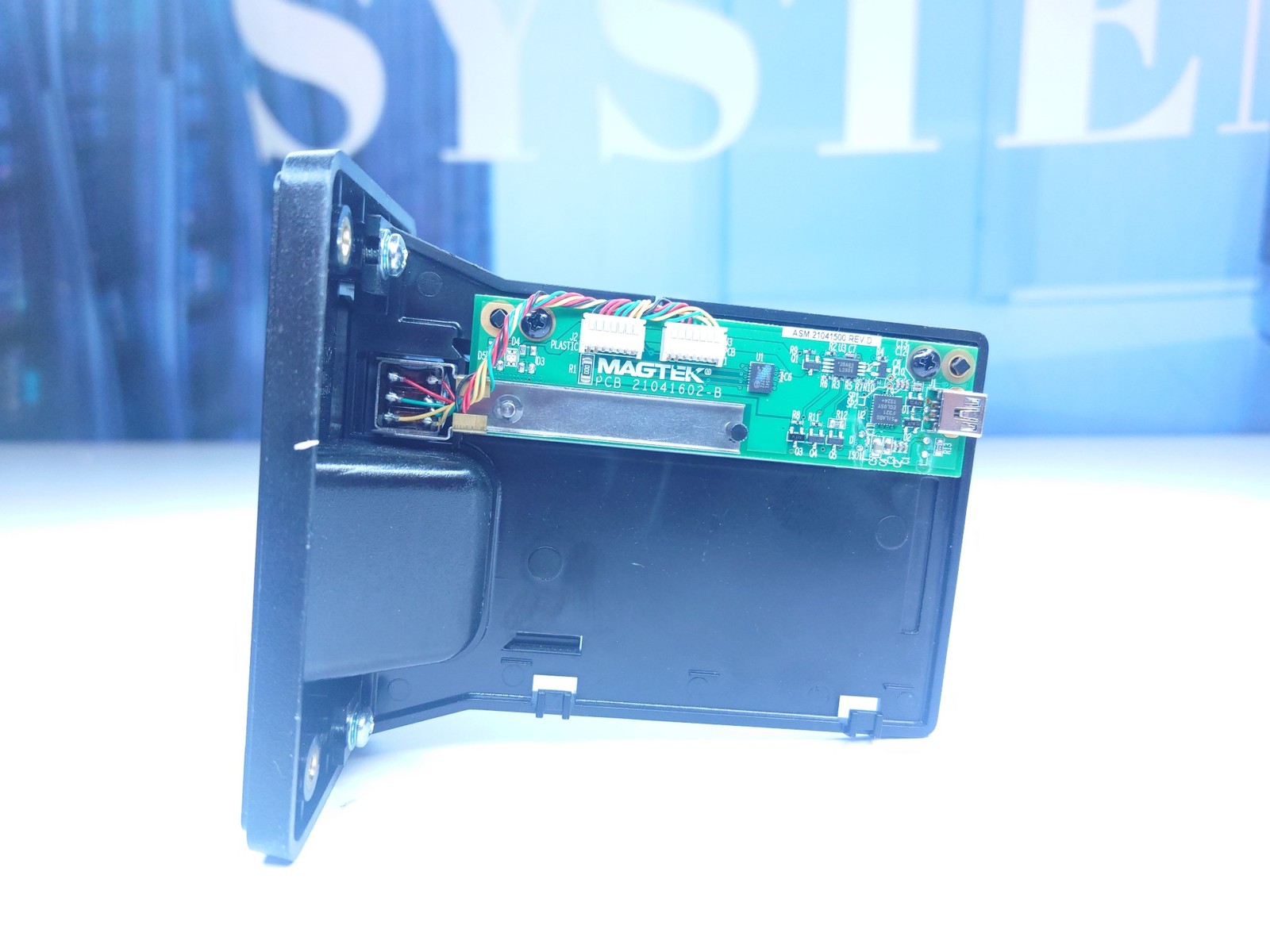 MagTek MT-215 21065140 Cabinet Slot Mount USB HID Magnetic Stripe Reader